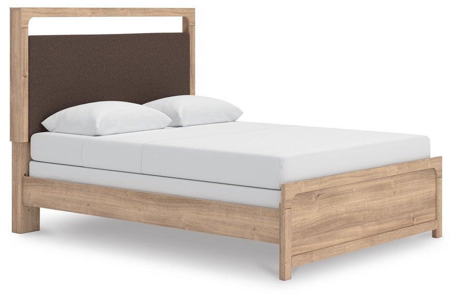 Kinlanni Upholstered Panel Bed