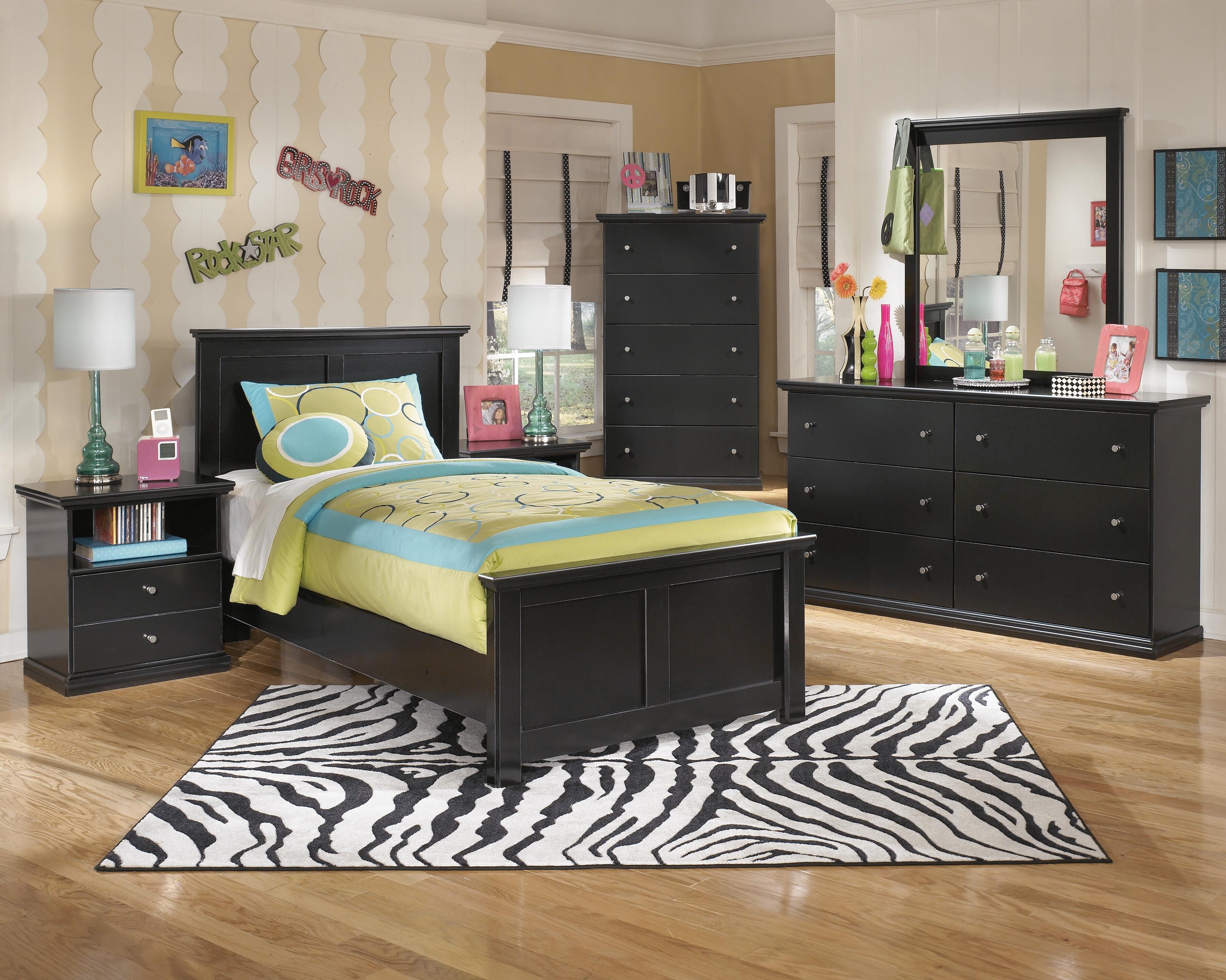 Maribel Chest of Drawers