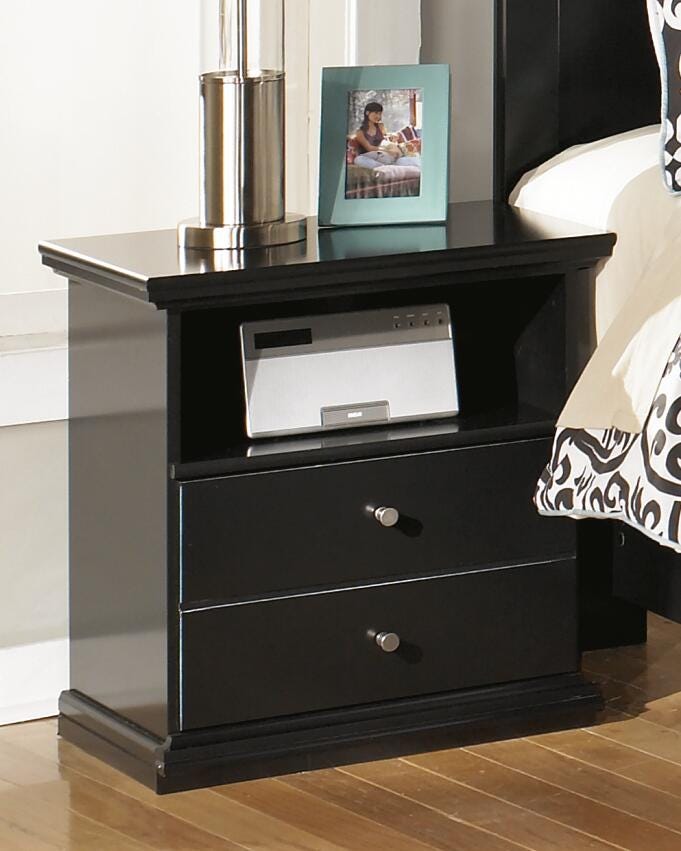 Maribel Panel Bed, Dresser, Mirror, Chest and 2 Nightstands