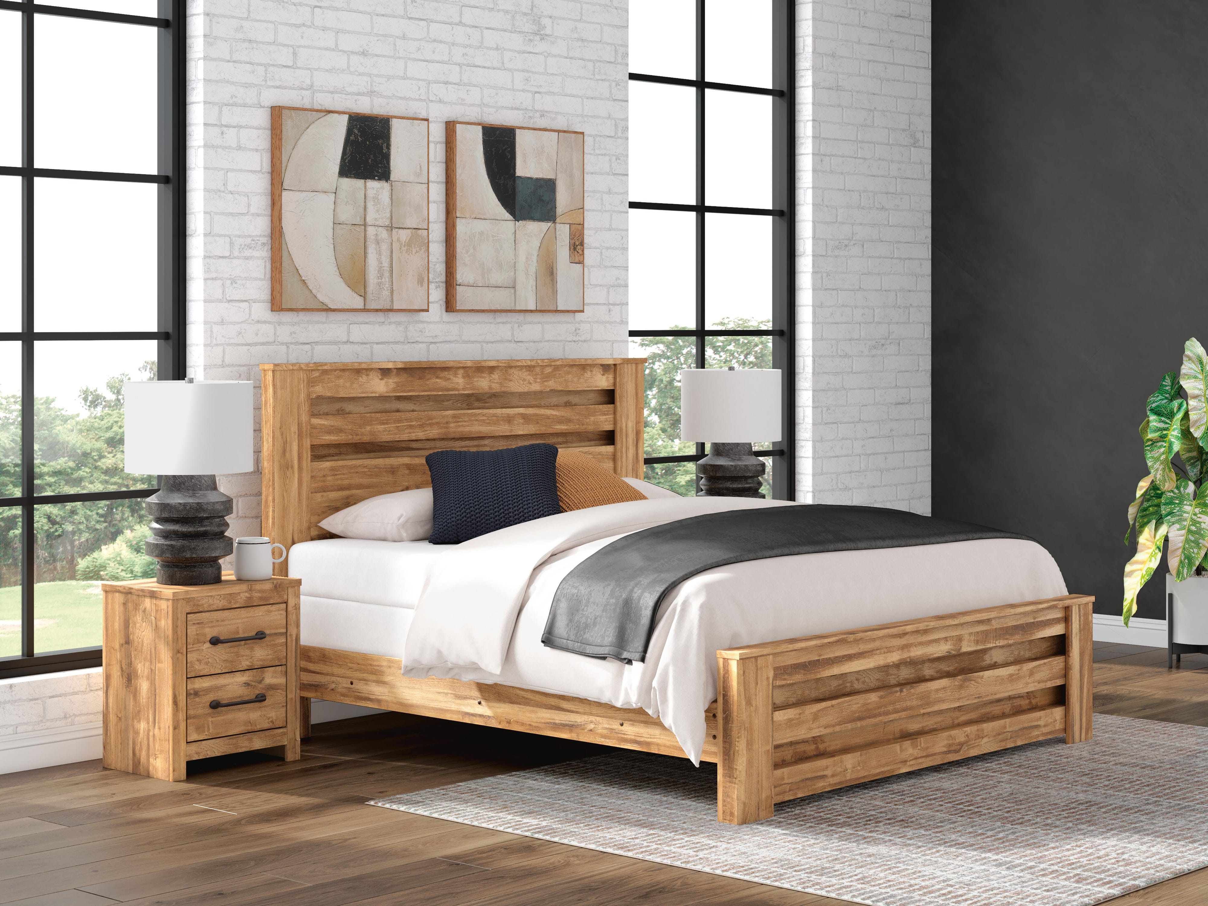 Maystonna Panel Bed