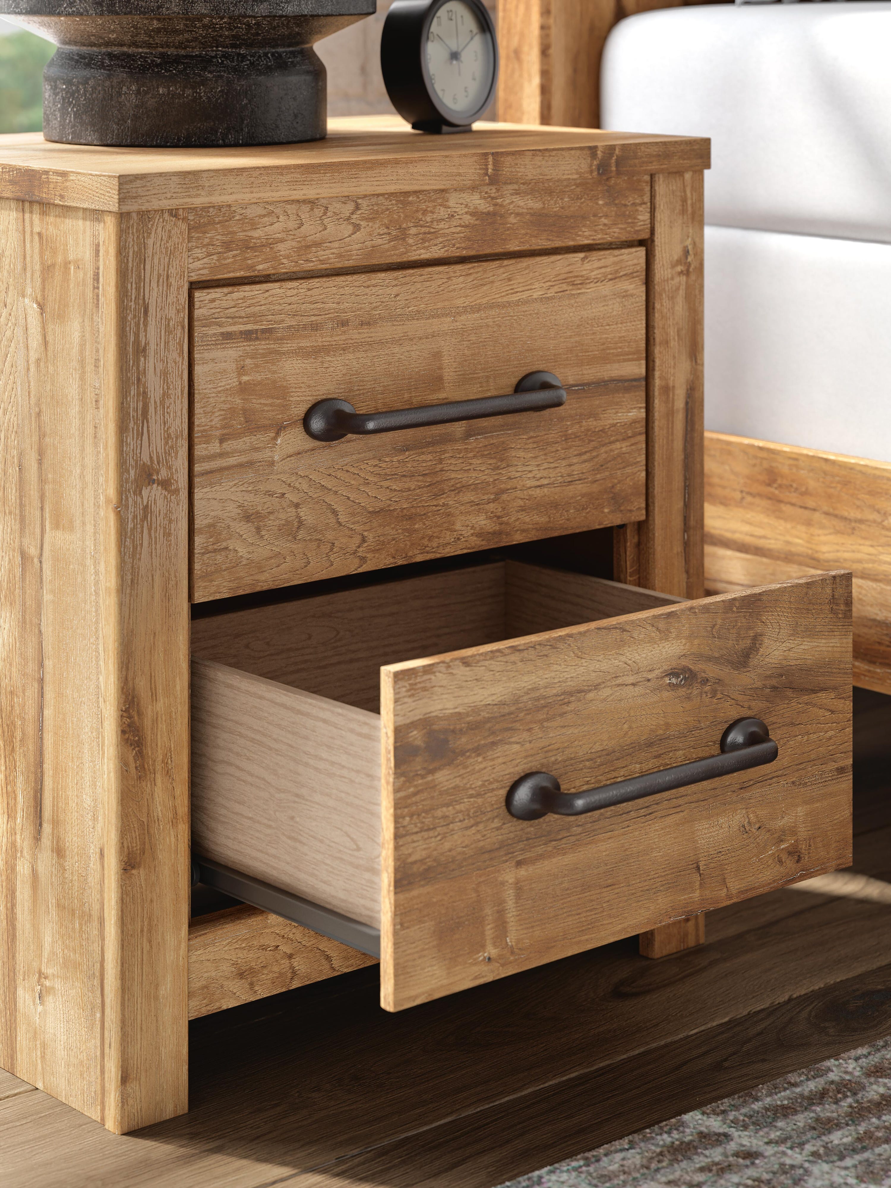 Maystonna Nightstand