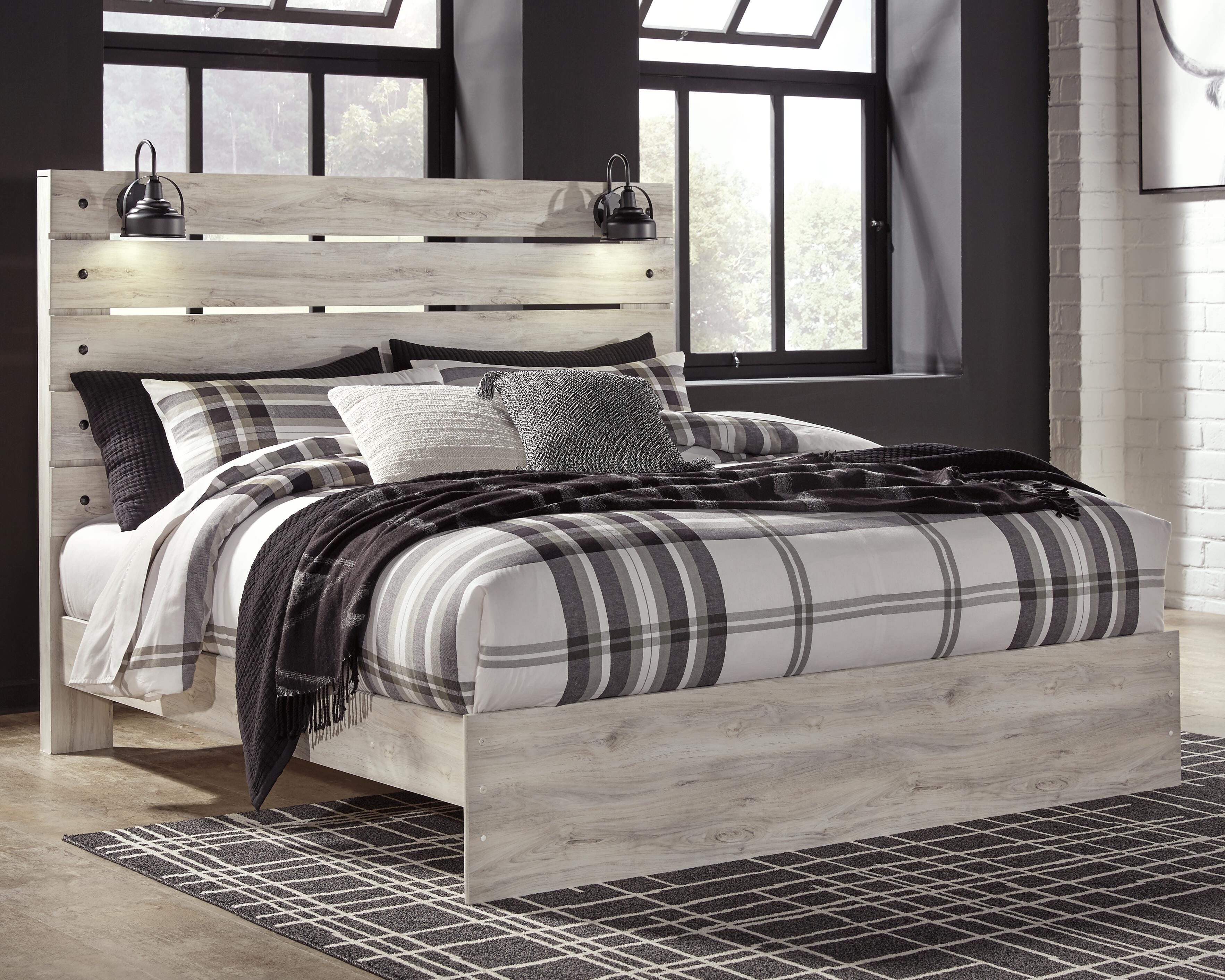Cambeck Panel Bed