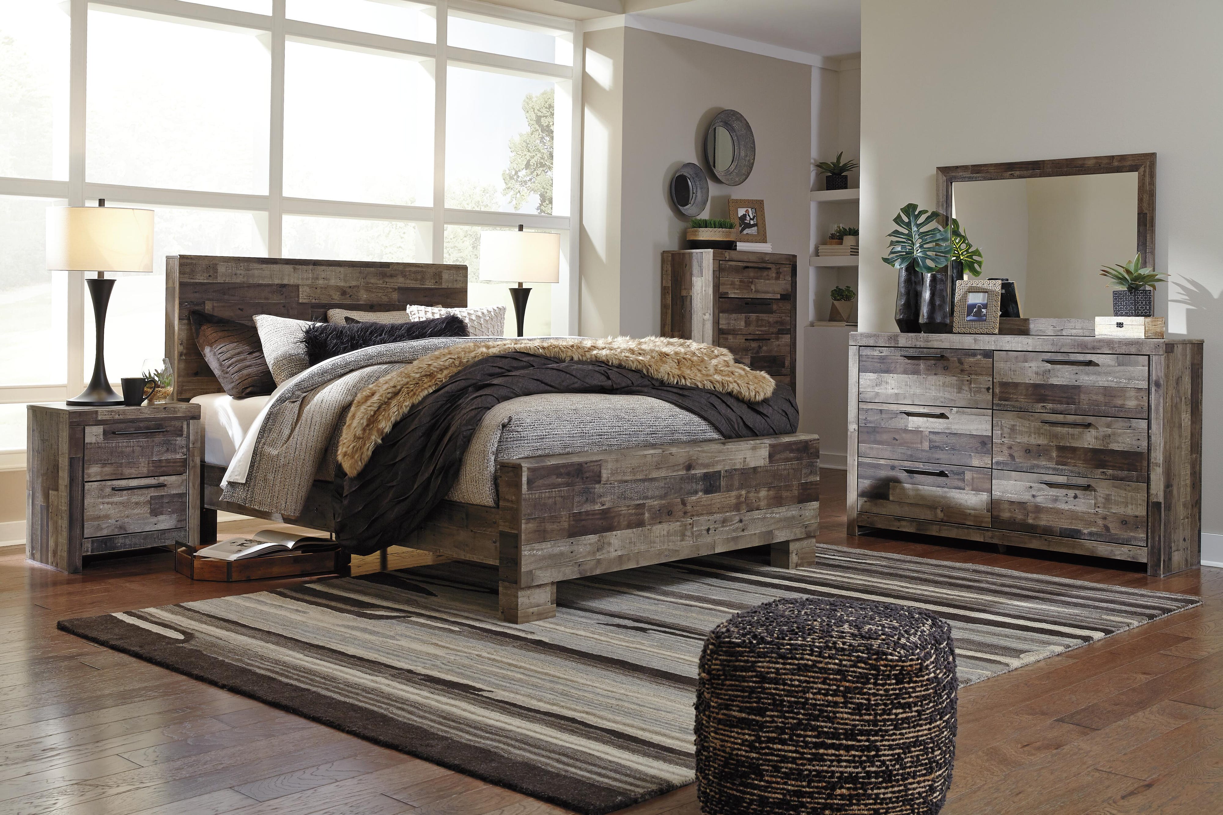 Derekson Panel Bed with Mirrored Dresser, Chest and Nightstand
