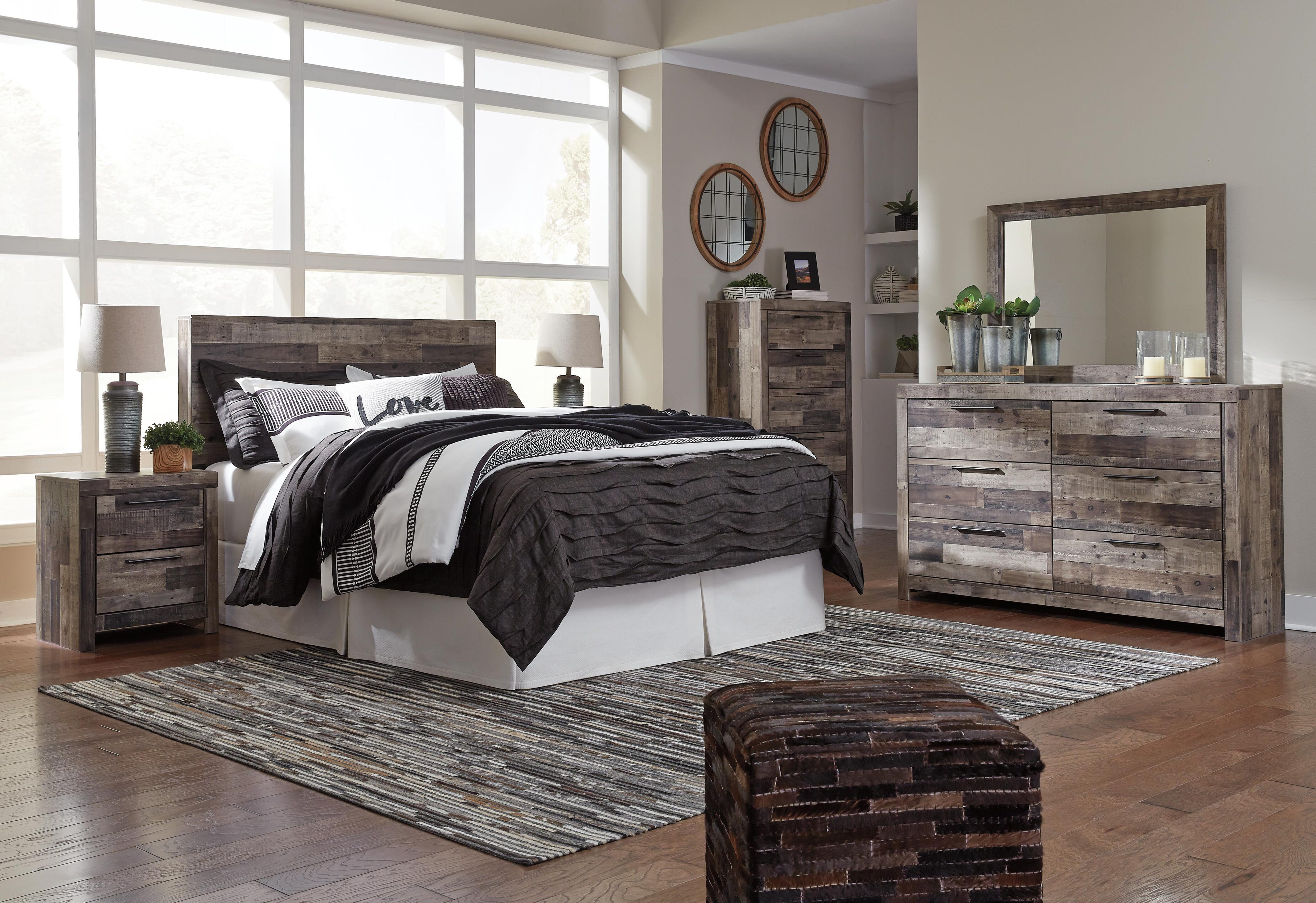Derekson Panel Headboard with Mirrored Dresser, Chest and Nightstand