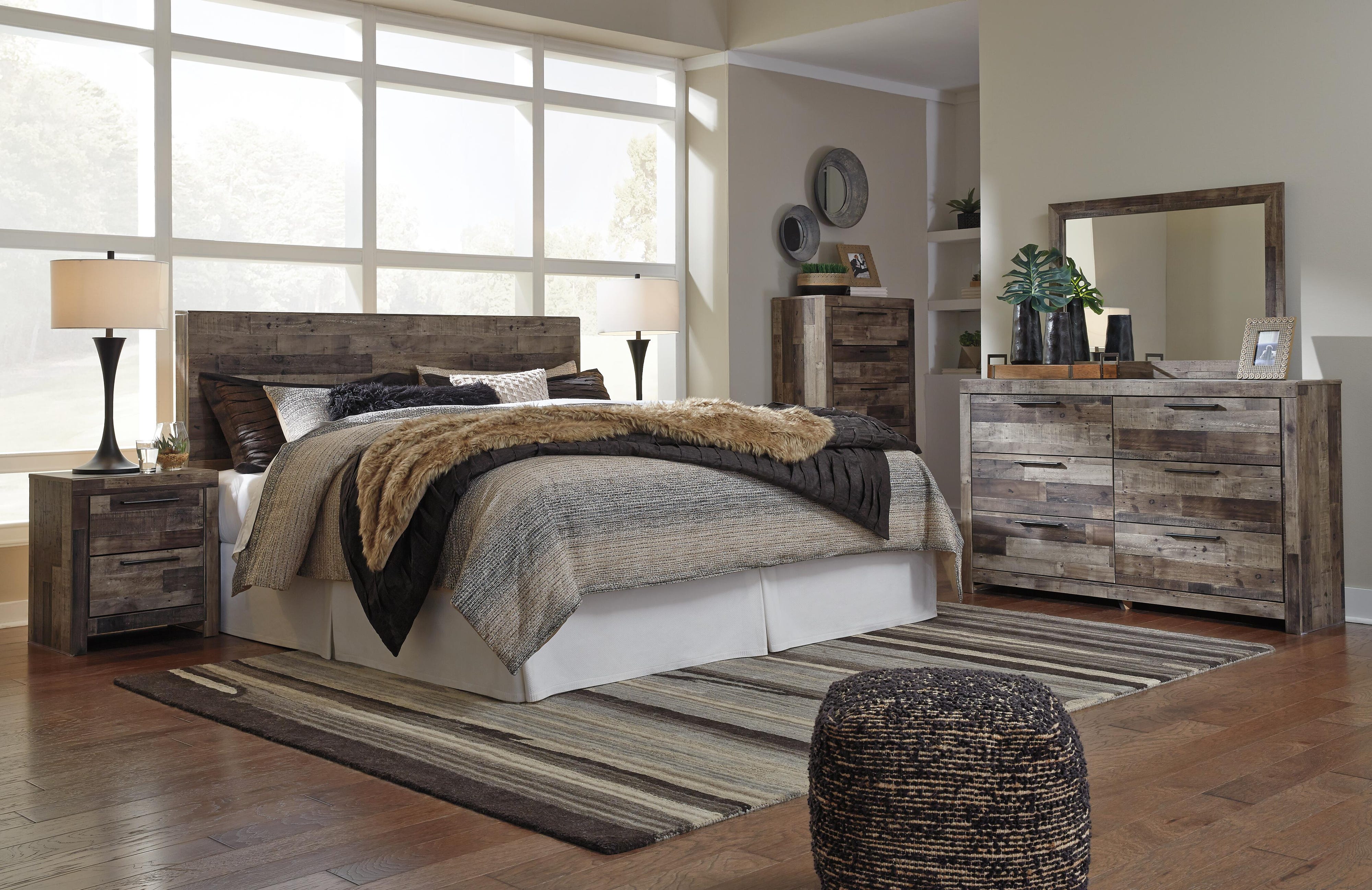 Derekson Panel Headboard with Mirrored Dresser, Chest and 2 Nightstands