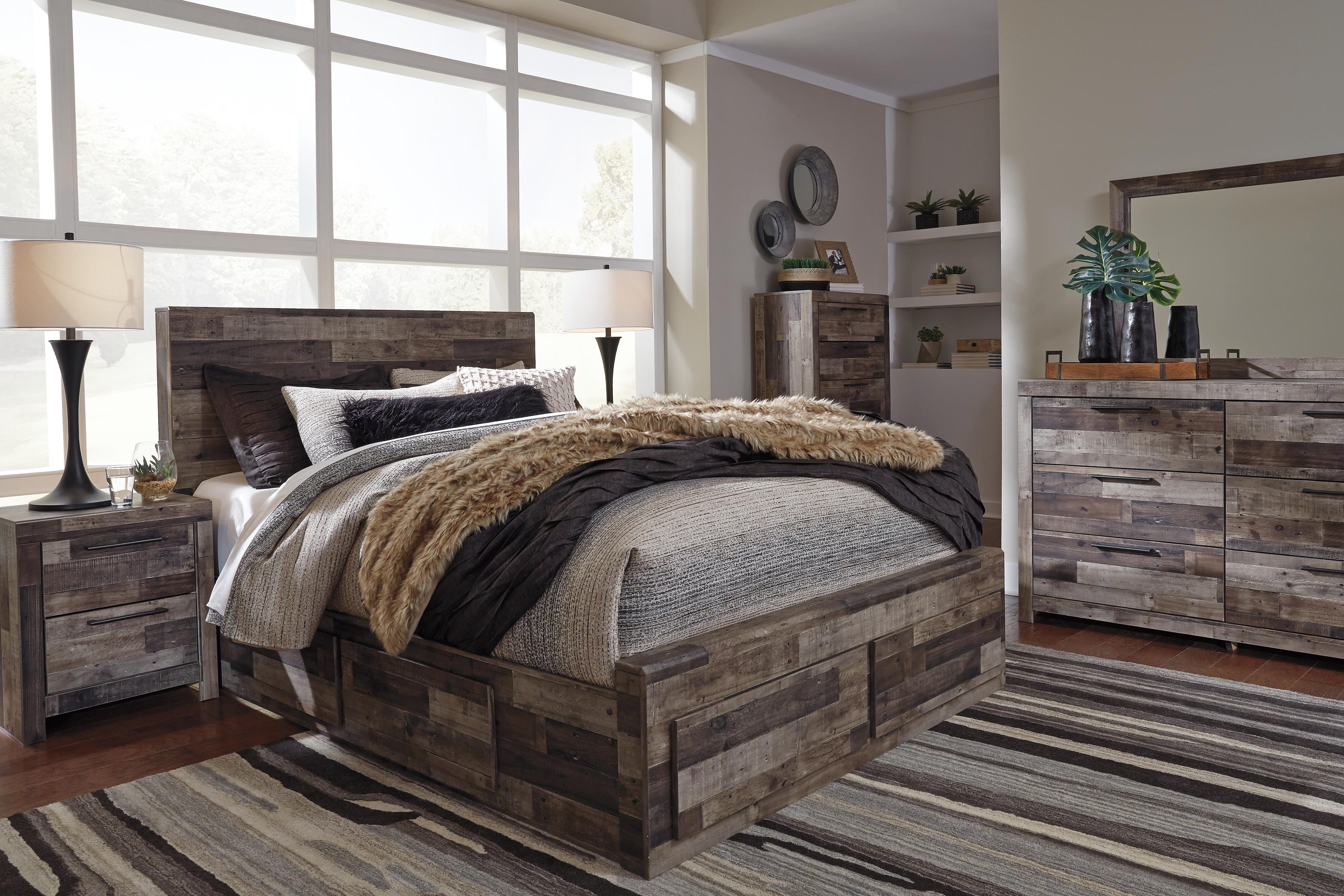 Derekson Panel Bed with 4 Storage Drawers