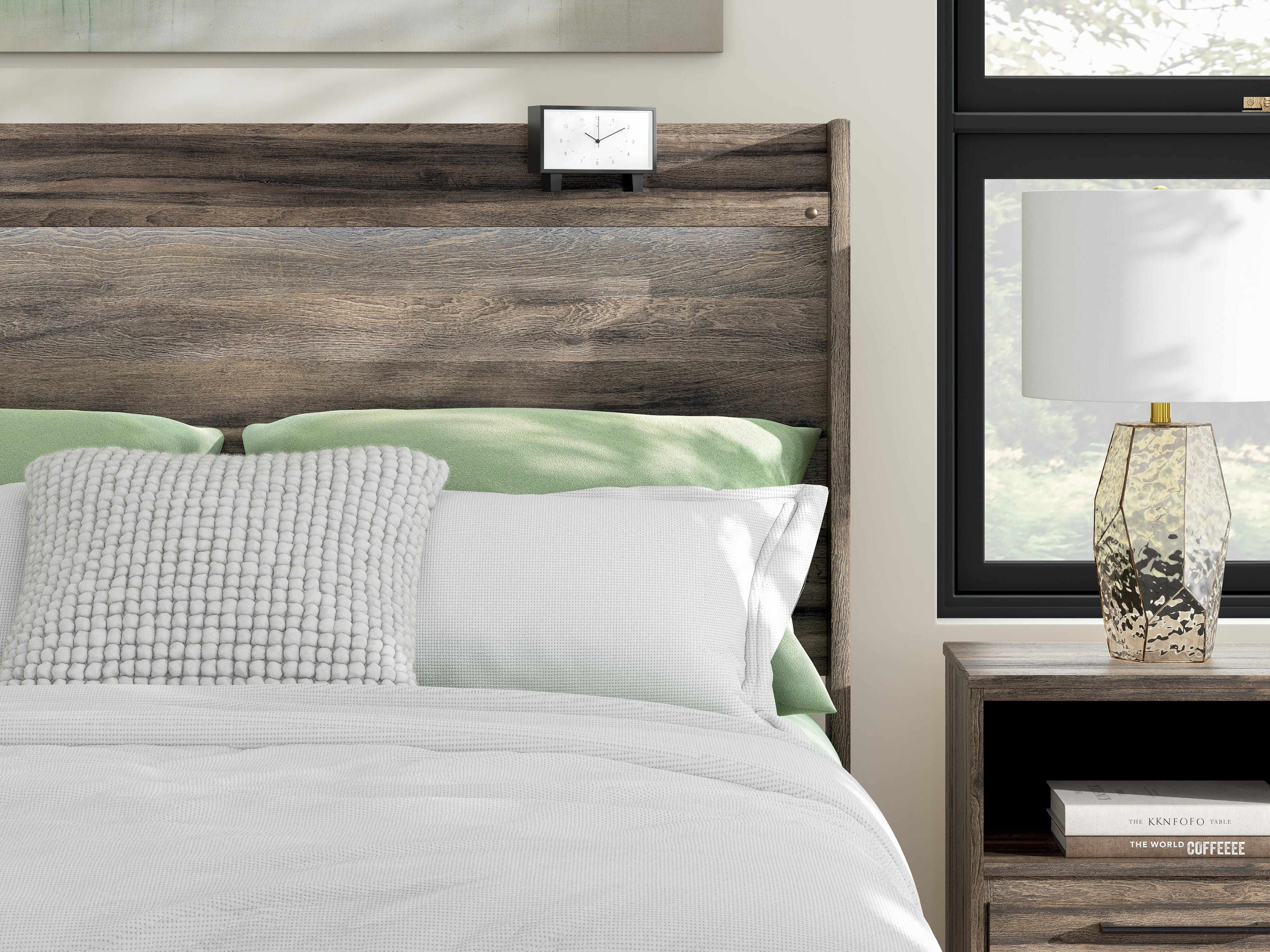 Elbrim Panel Bed
