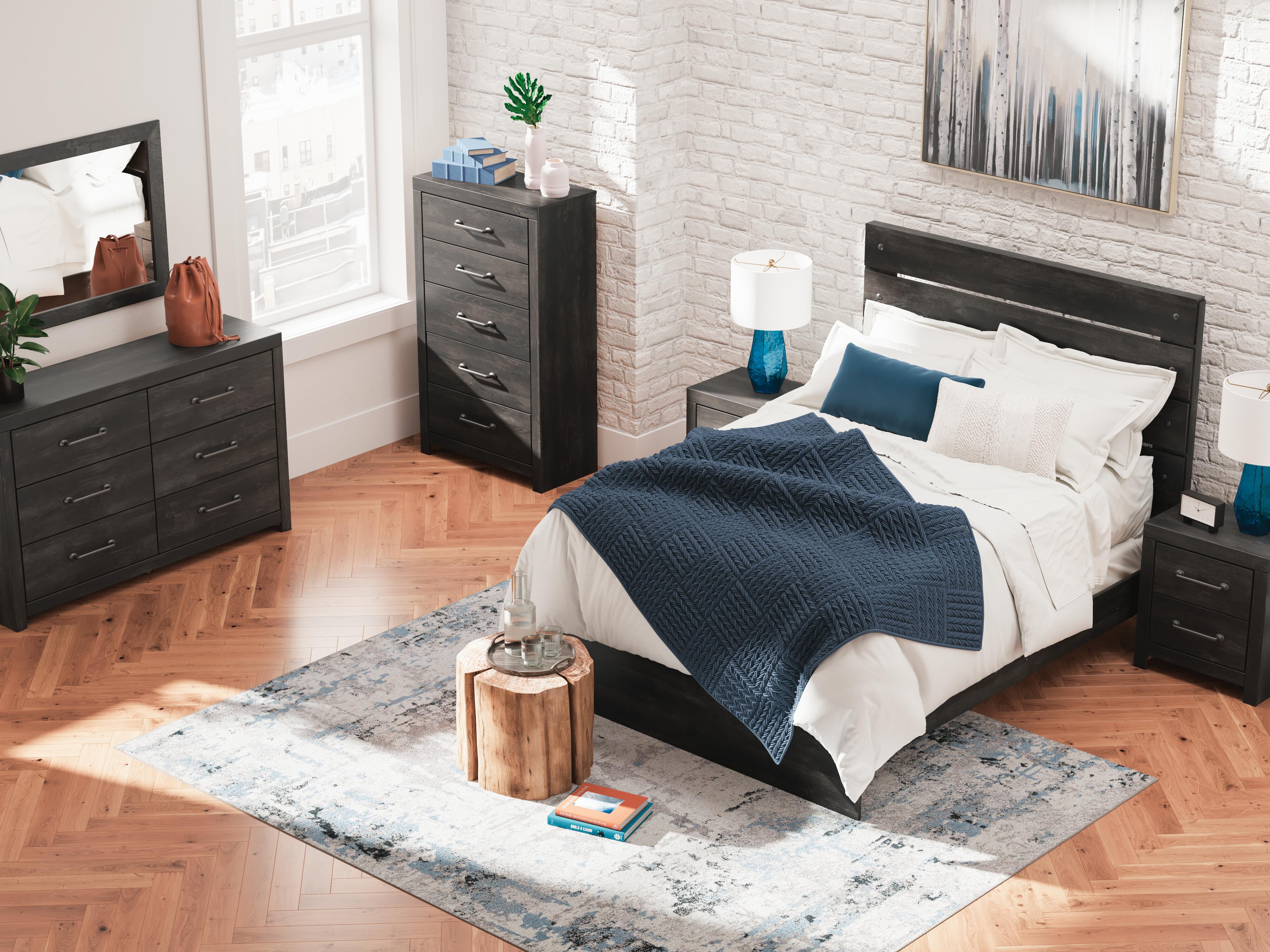 Hollivern Panel Bed