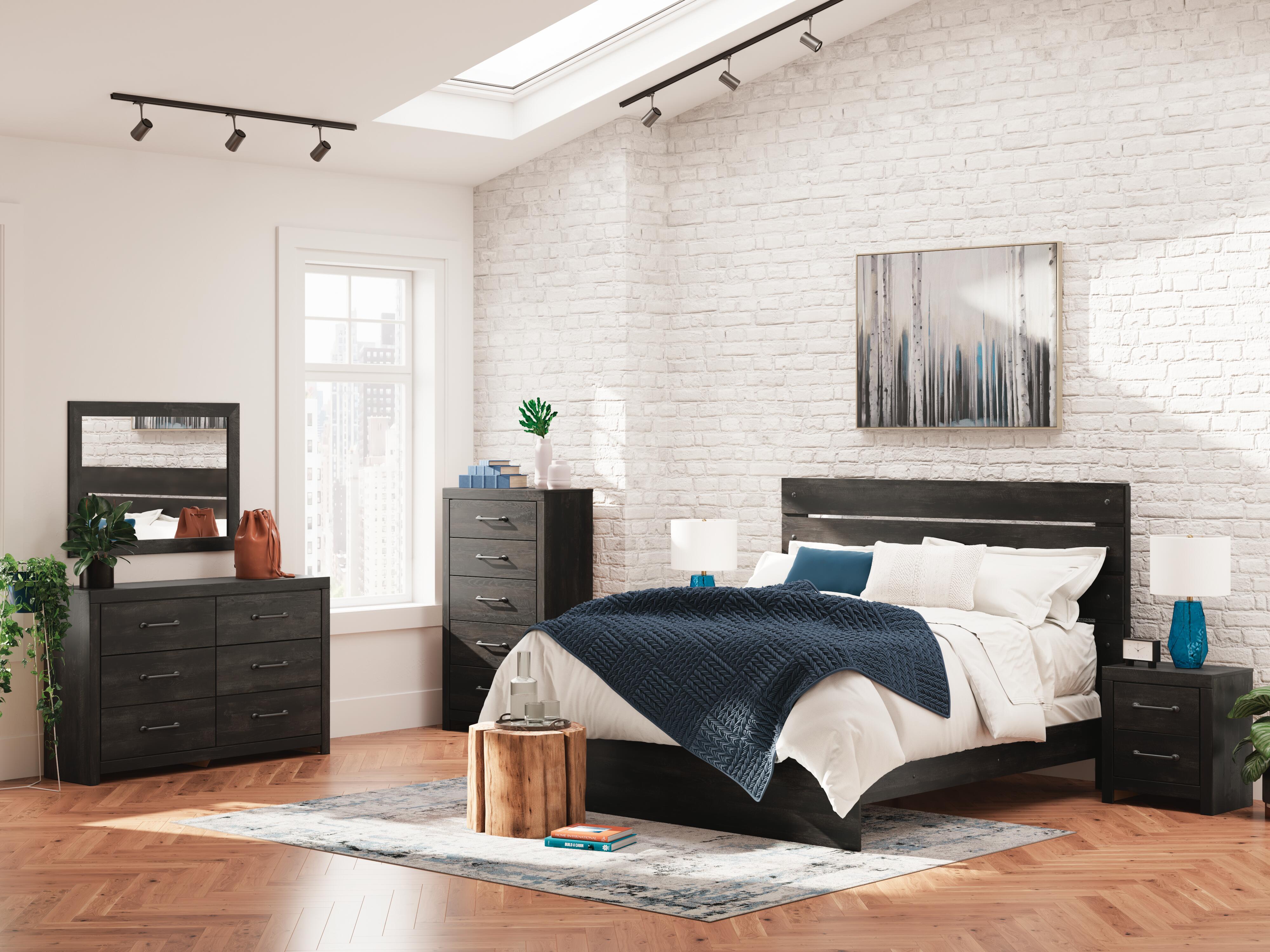 Hollivern Panel Bed