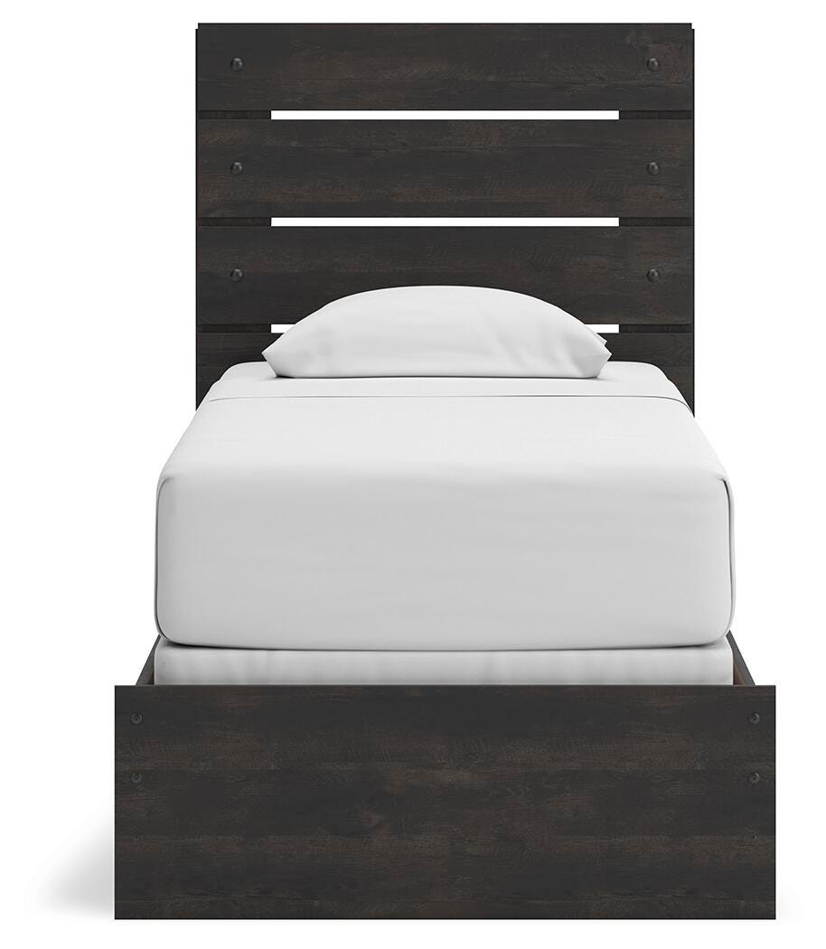 Hollivern Panel Bed, Dresser, Mirror, Chest and 2 Nightstands
