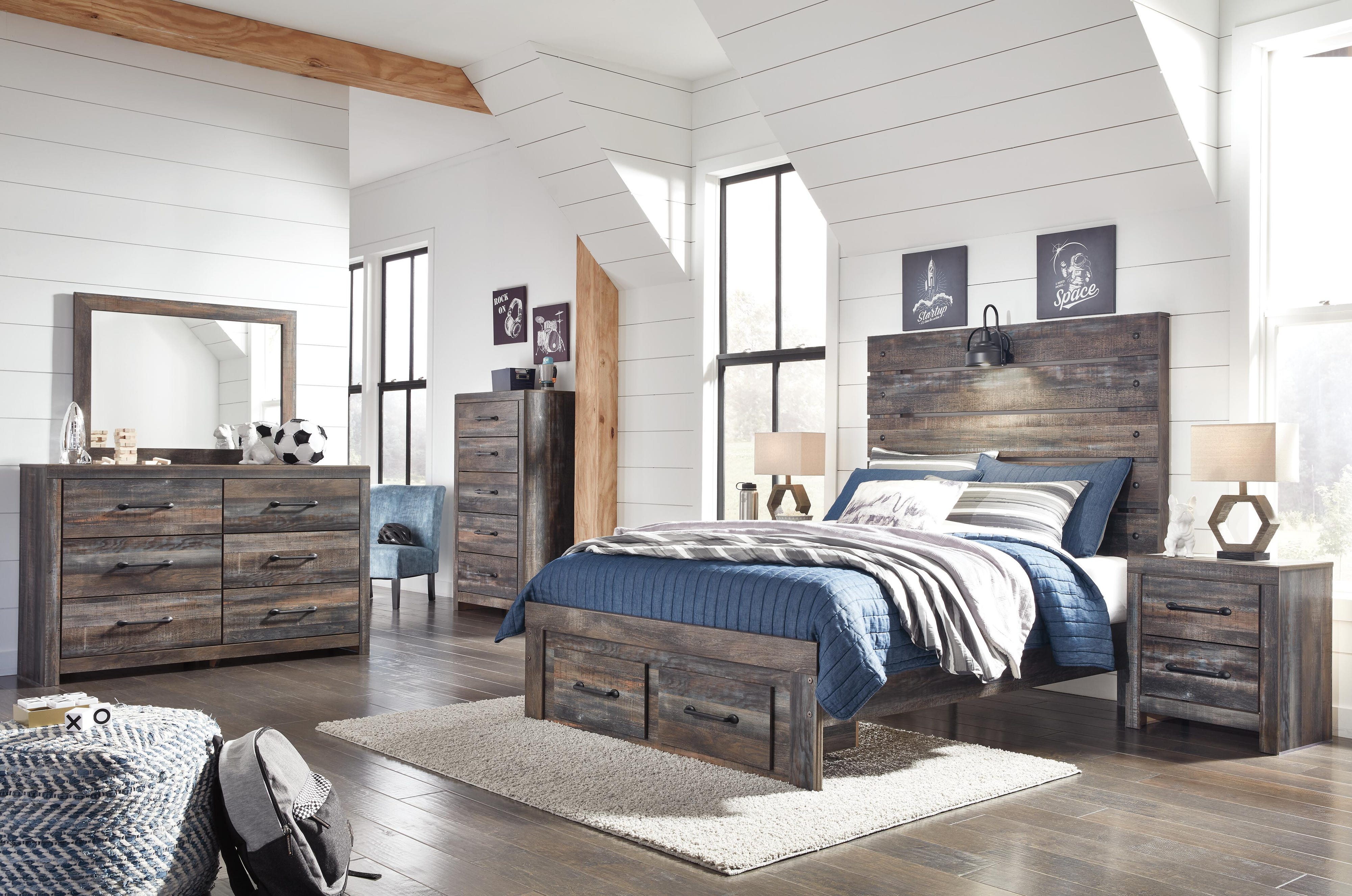 Drystan Panel Bed with 2 Storage Drawers with Mirrored Dresser and 2 Nightstands