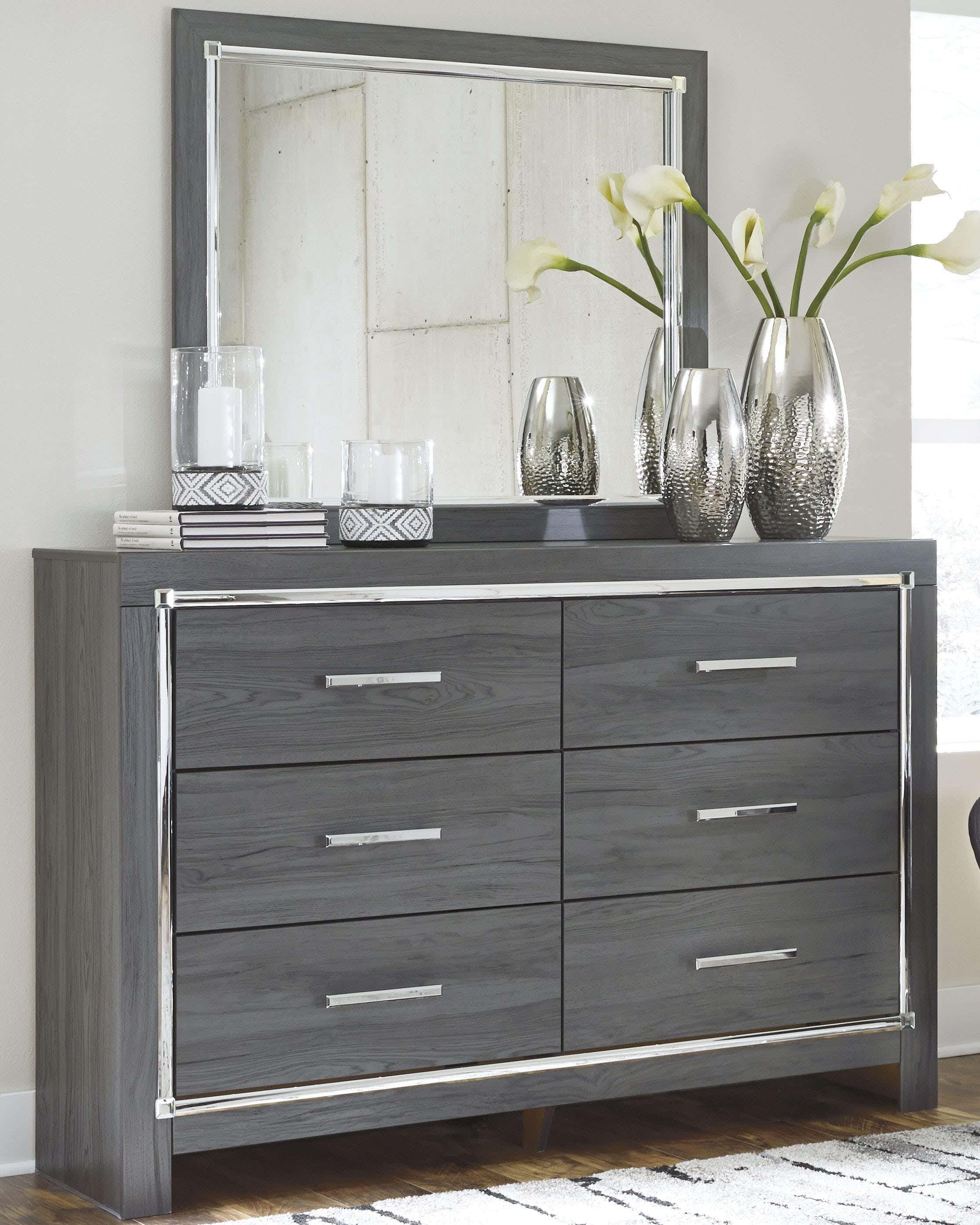 Lodanna Upholstered Panel Headboard with Mirrored Dresser and 2 Nightstands