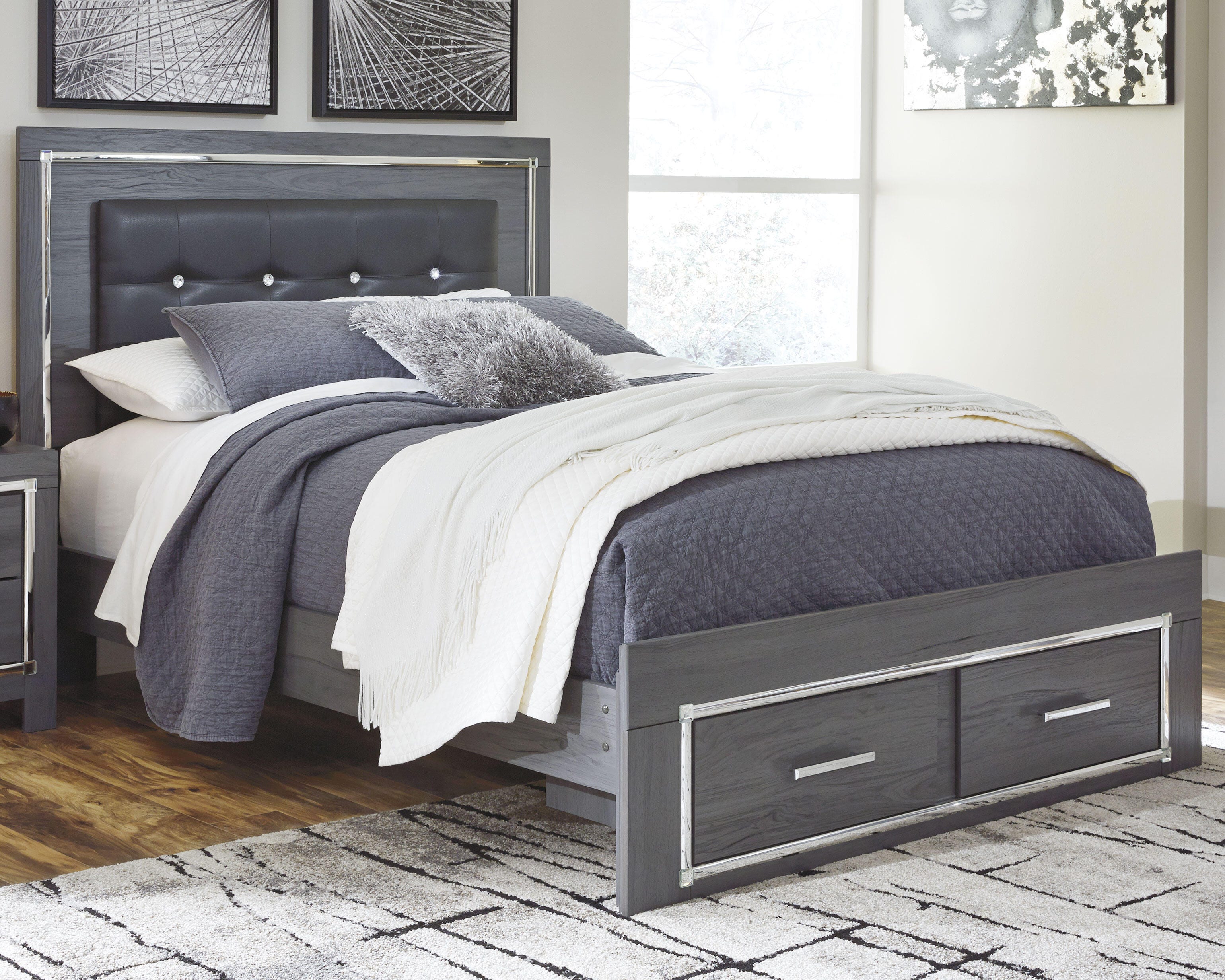 Lodanna Storage Bed, Dresser and Mirror