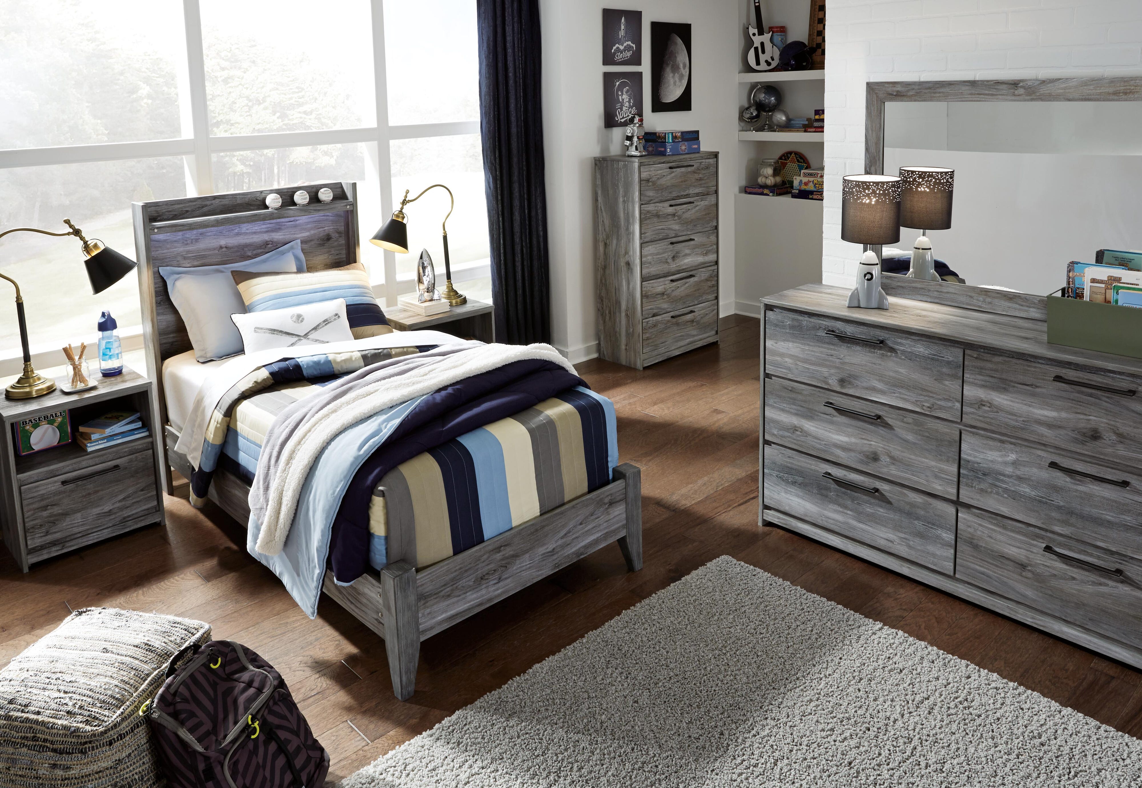 Baystorm Panel Bed