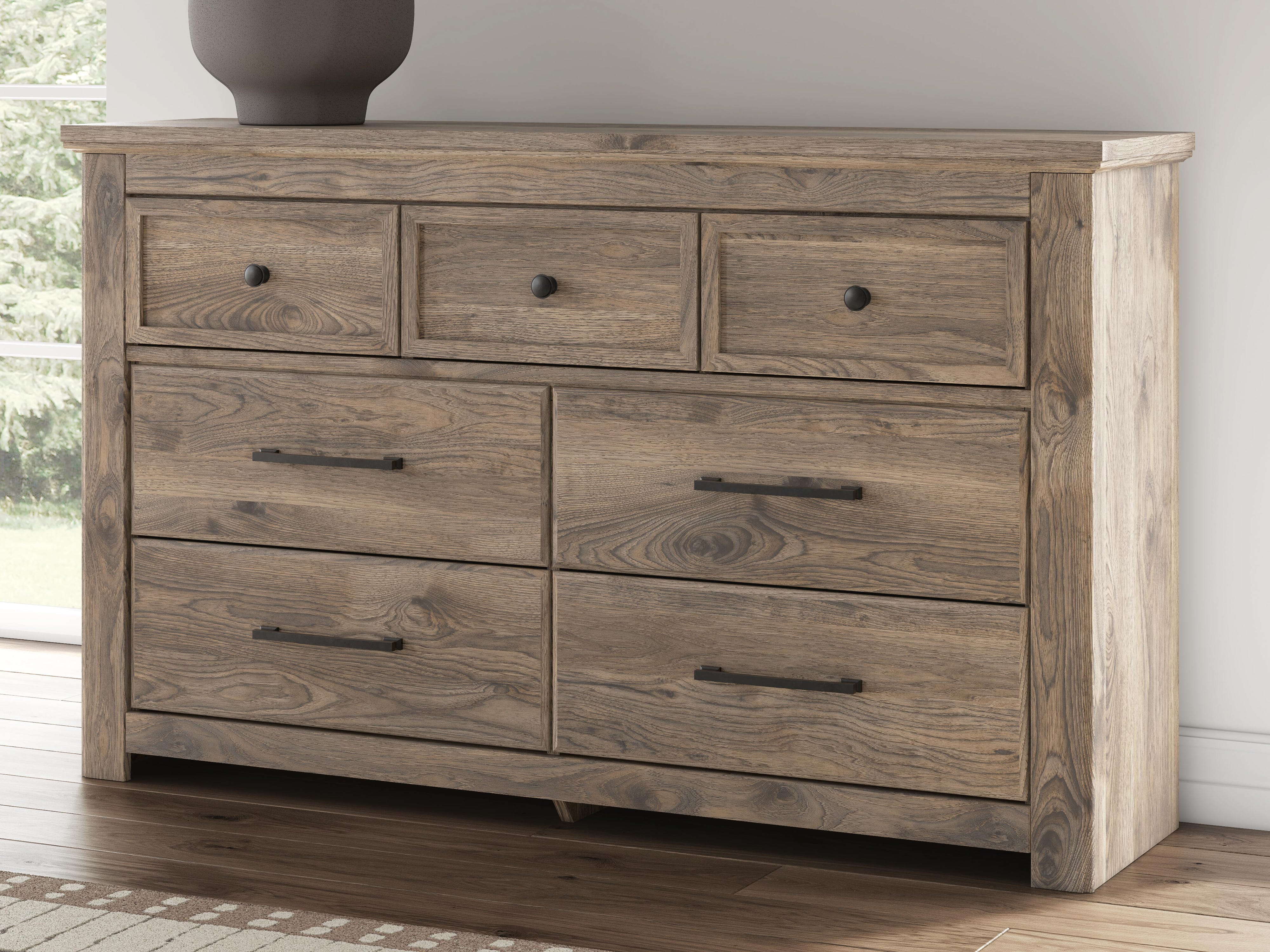 Rusticott Poster Bed with Dresser and Chest