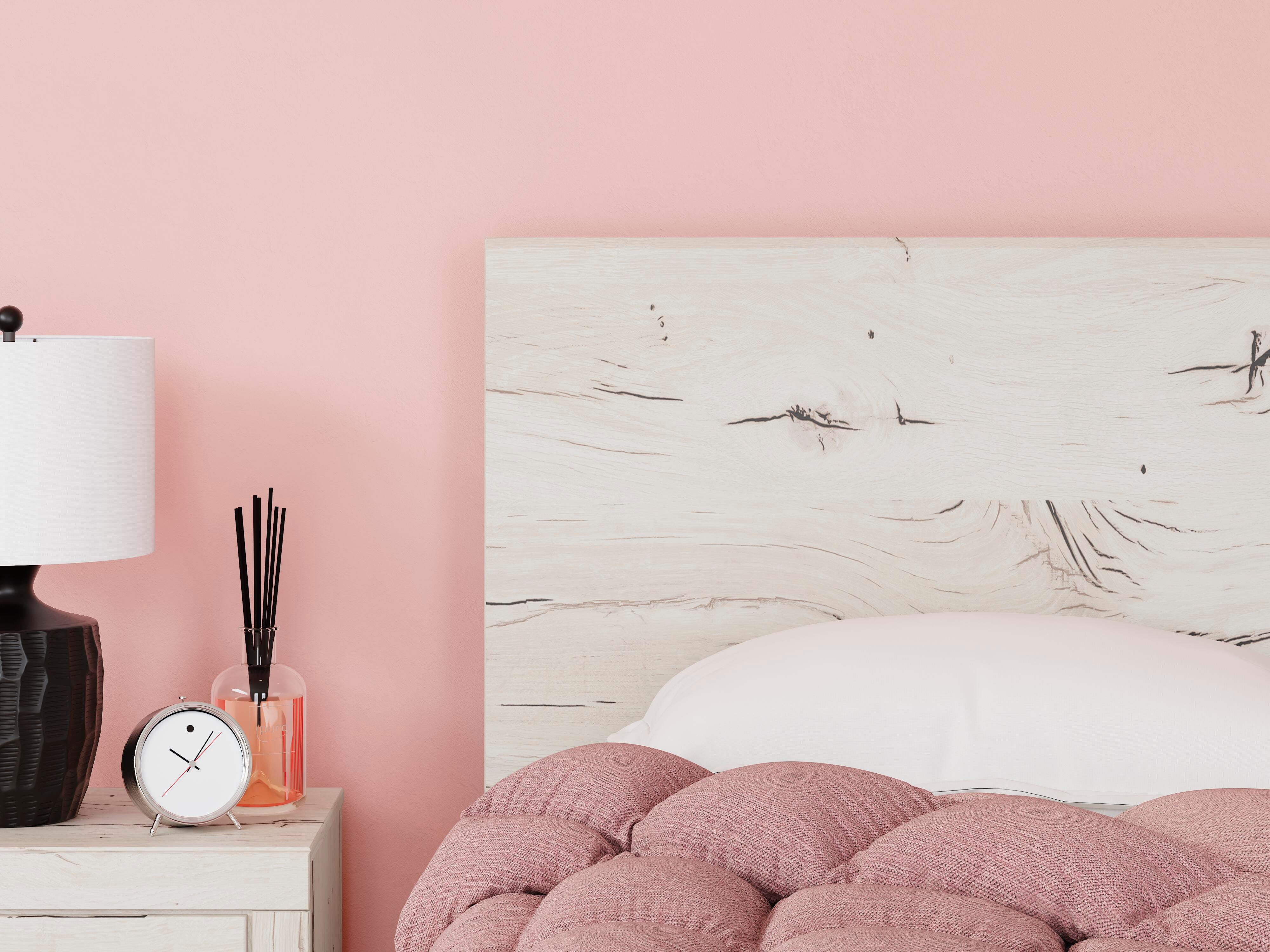 Lawroy Panel Bed