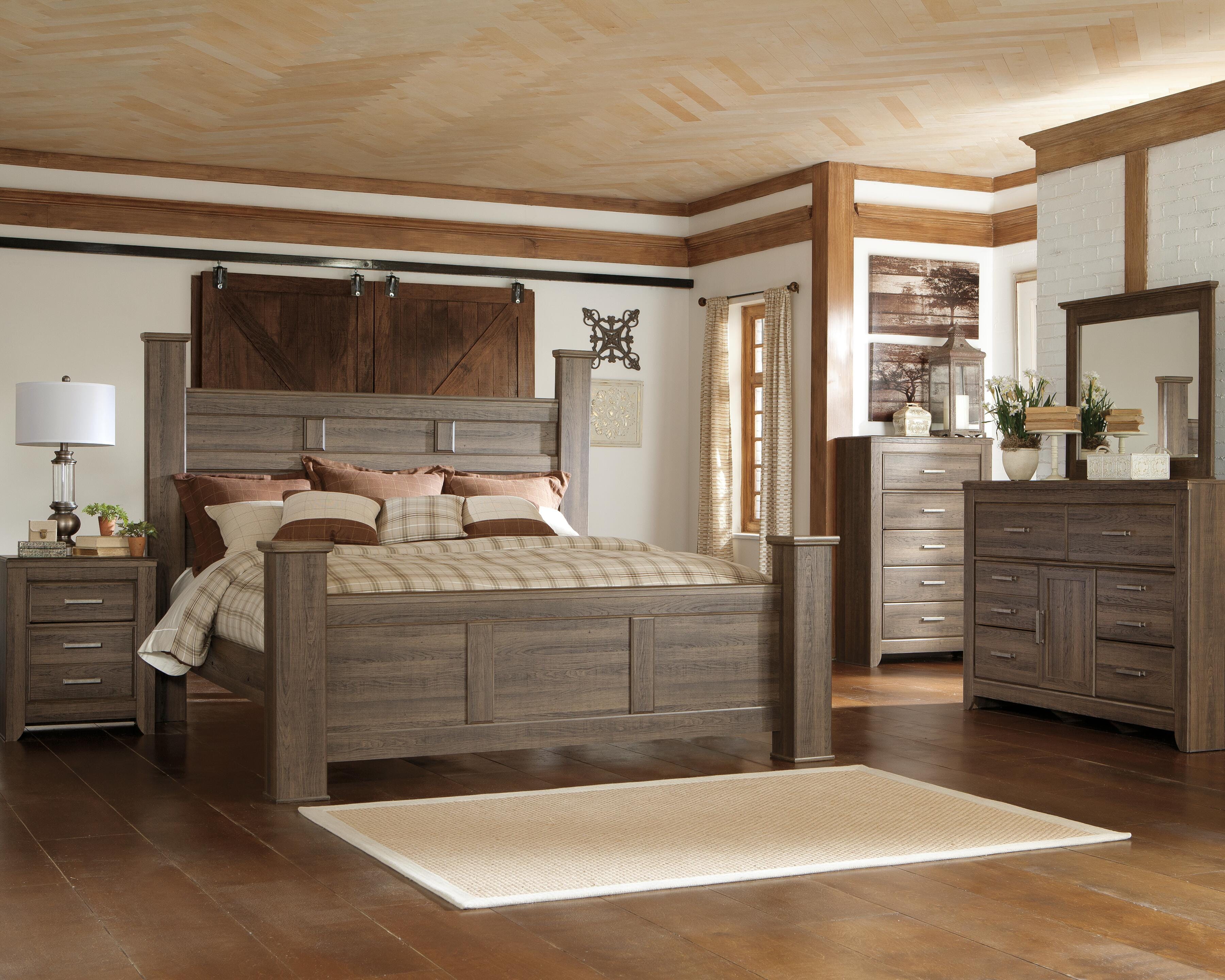 Juararo Poster Bed, Dresser, Mirror, Chest and 2 Nightstands