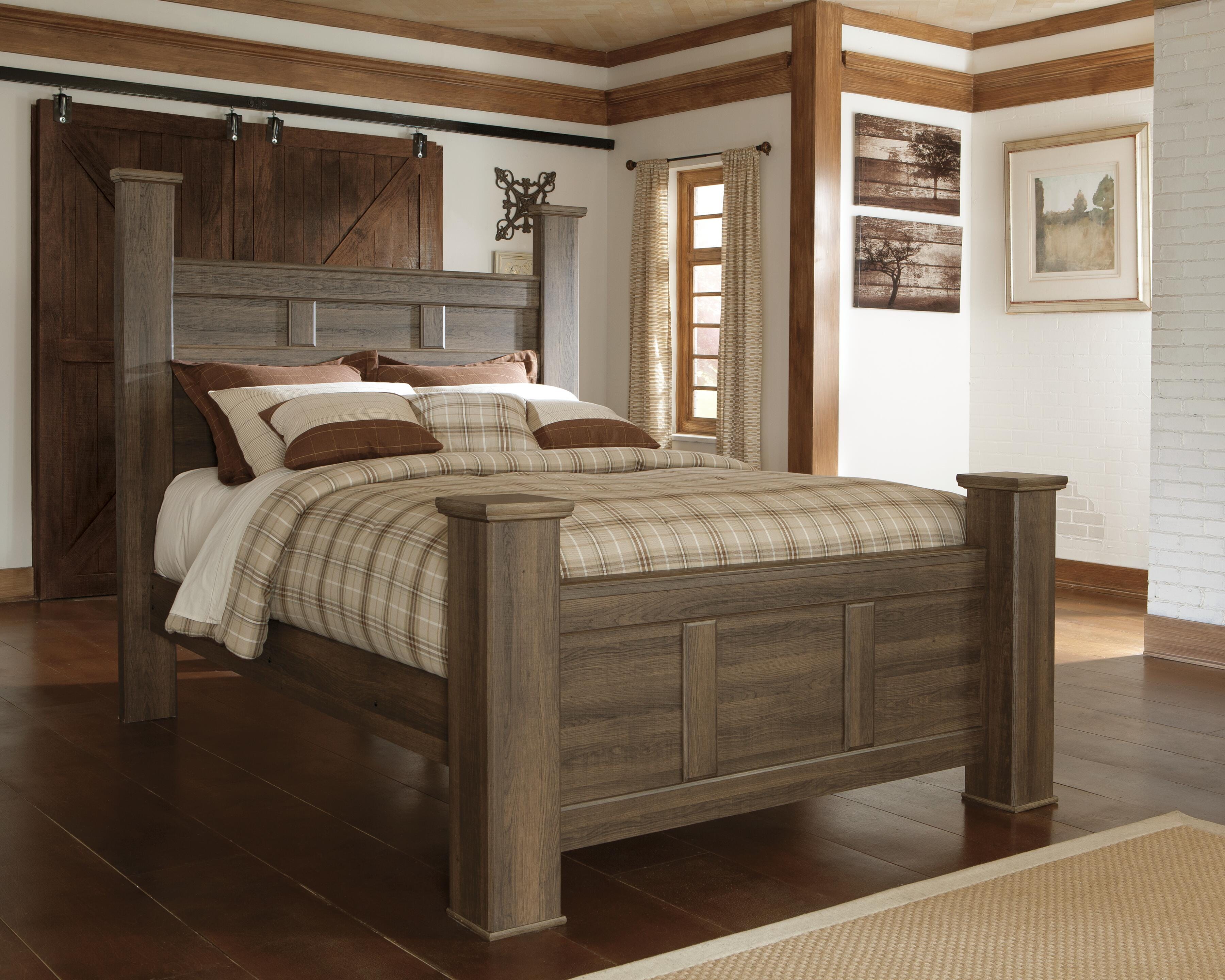 Juararo Poster Bed, Dresser and Chest