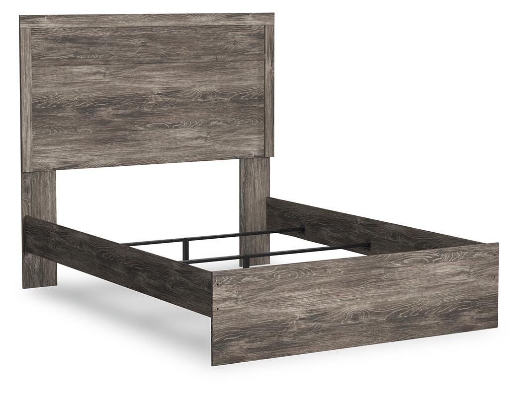 Ralinksi Panel Bed with Mirrored Dresser and 2 Nightstands
