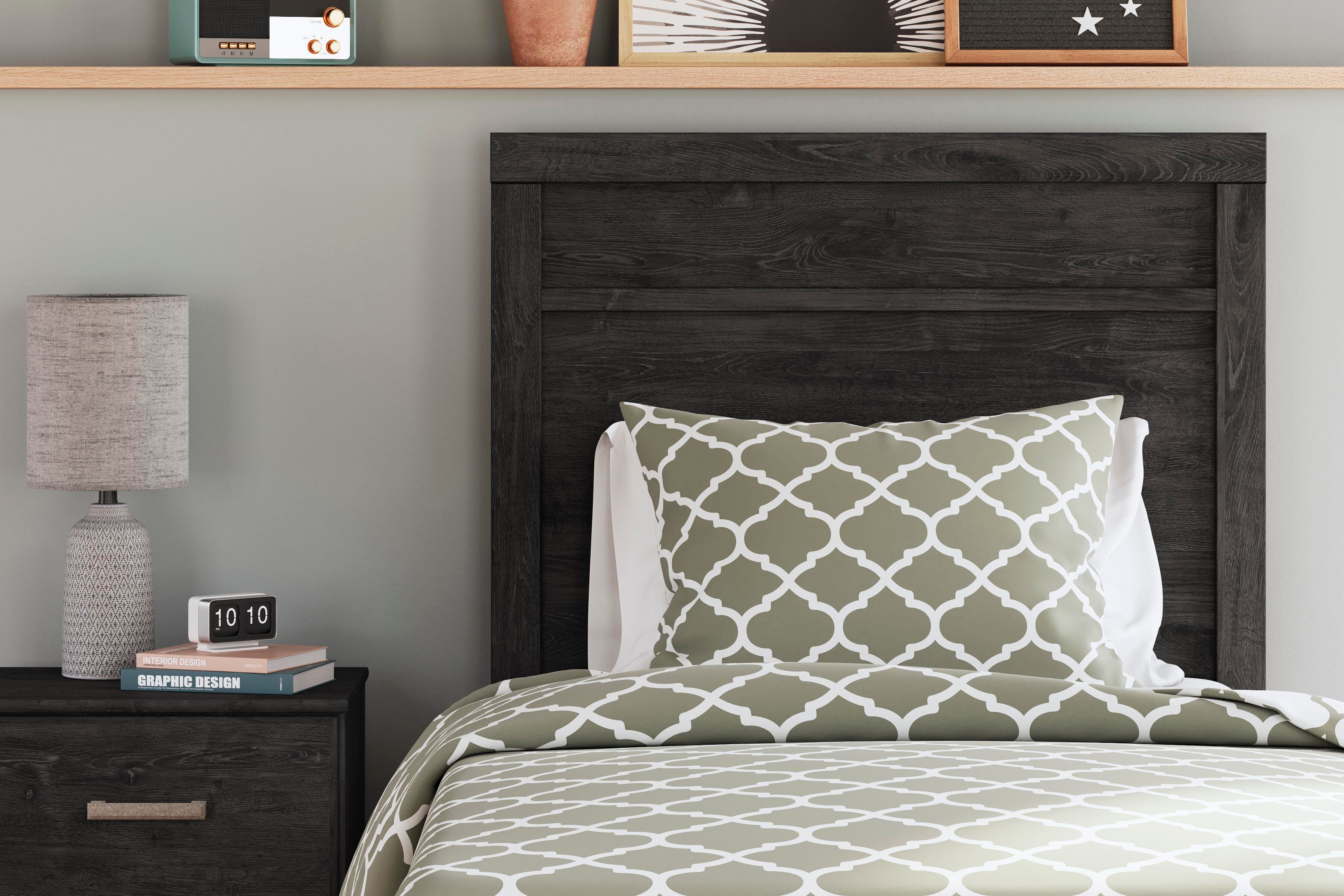 Belachime Panel Bed with Mirrored Dresser, Chest and Nightstand