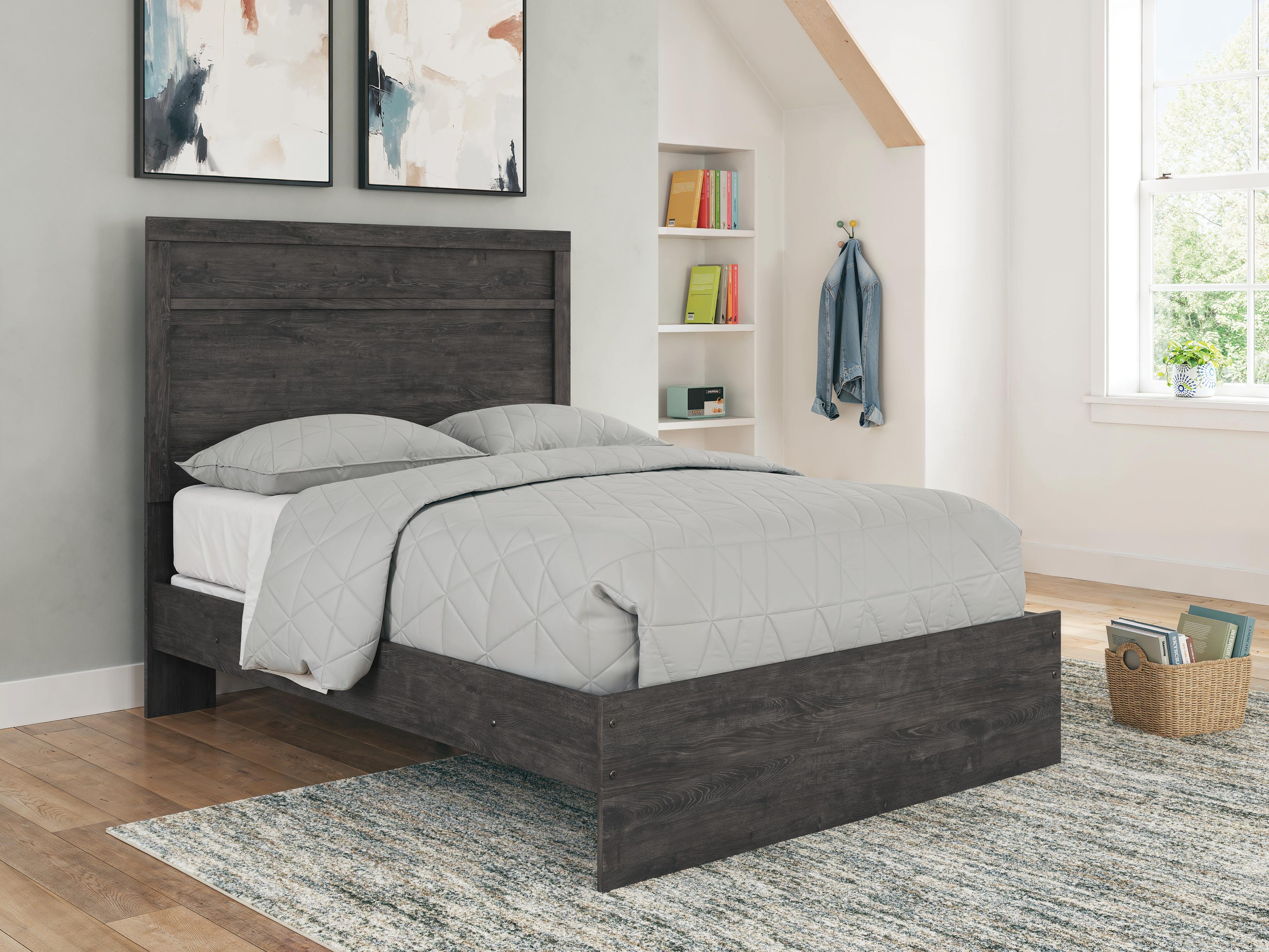 Belachime Panel Bed with Mirrored Dresser and Nightstand