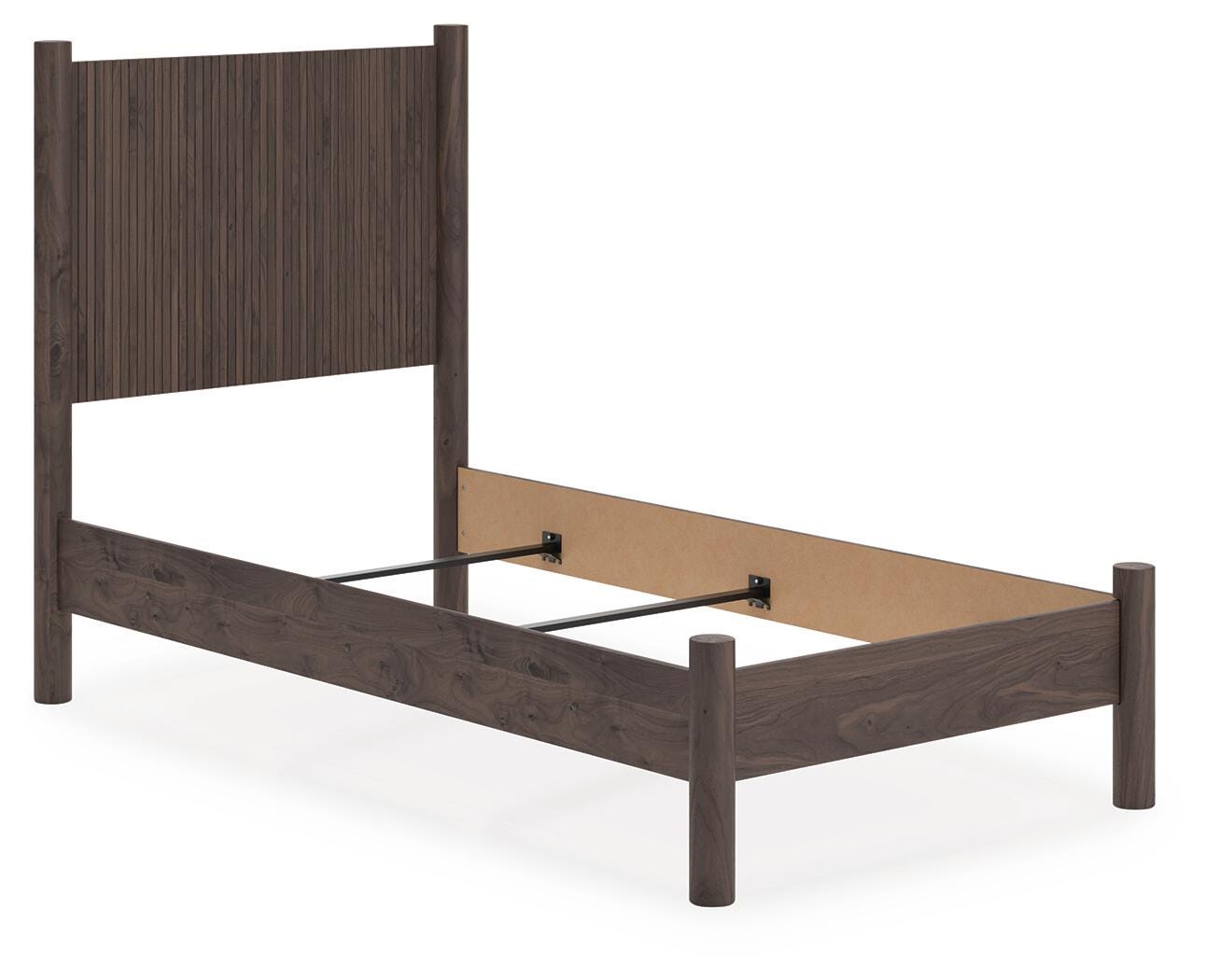 Pamytta Panel Bed and Dresser