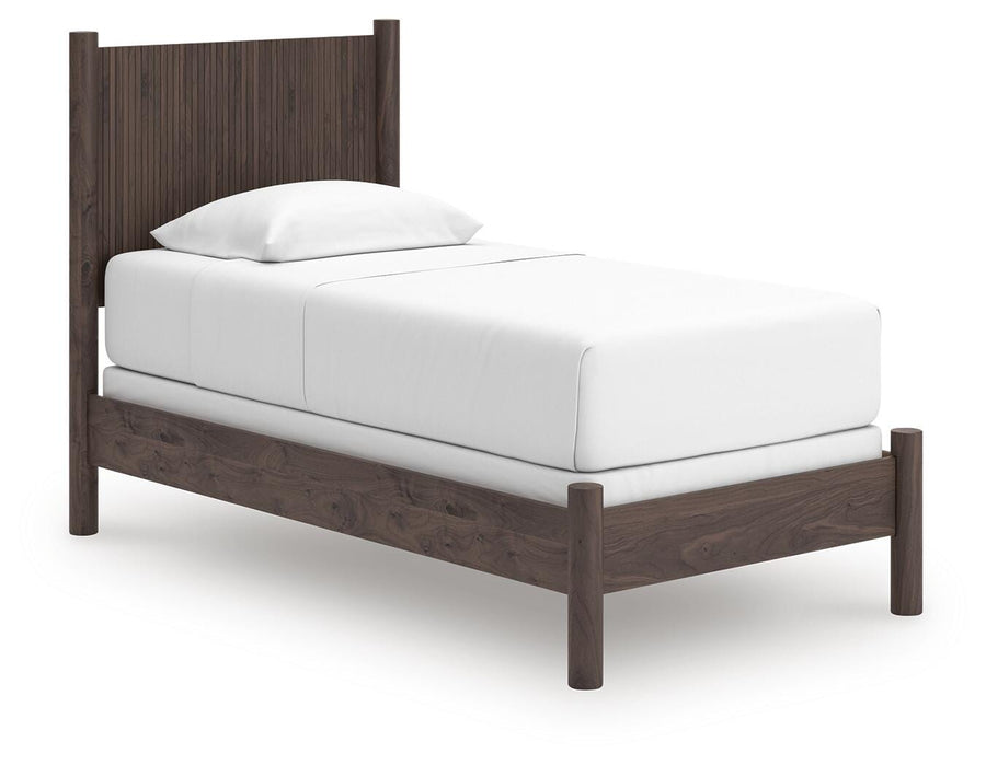 Pamytta Panel Bed