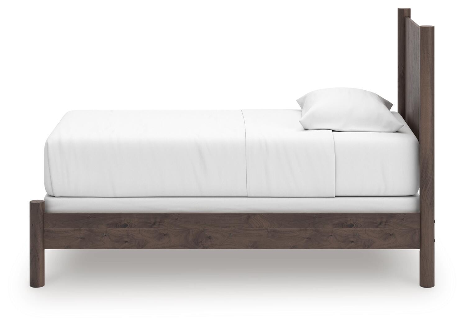Pamytta Panel Bed and Dresser