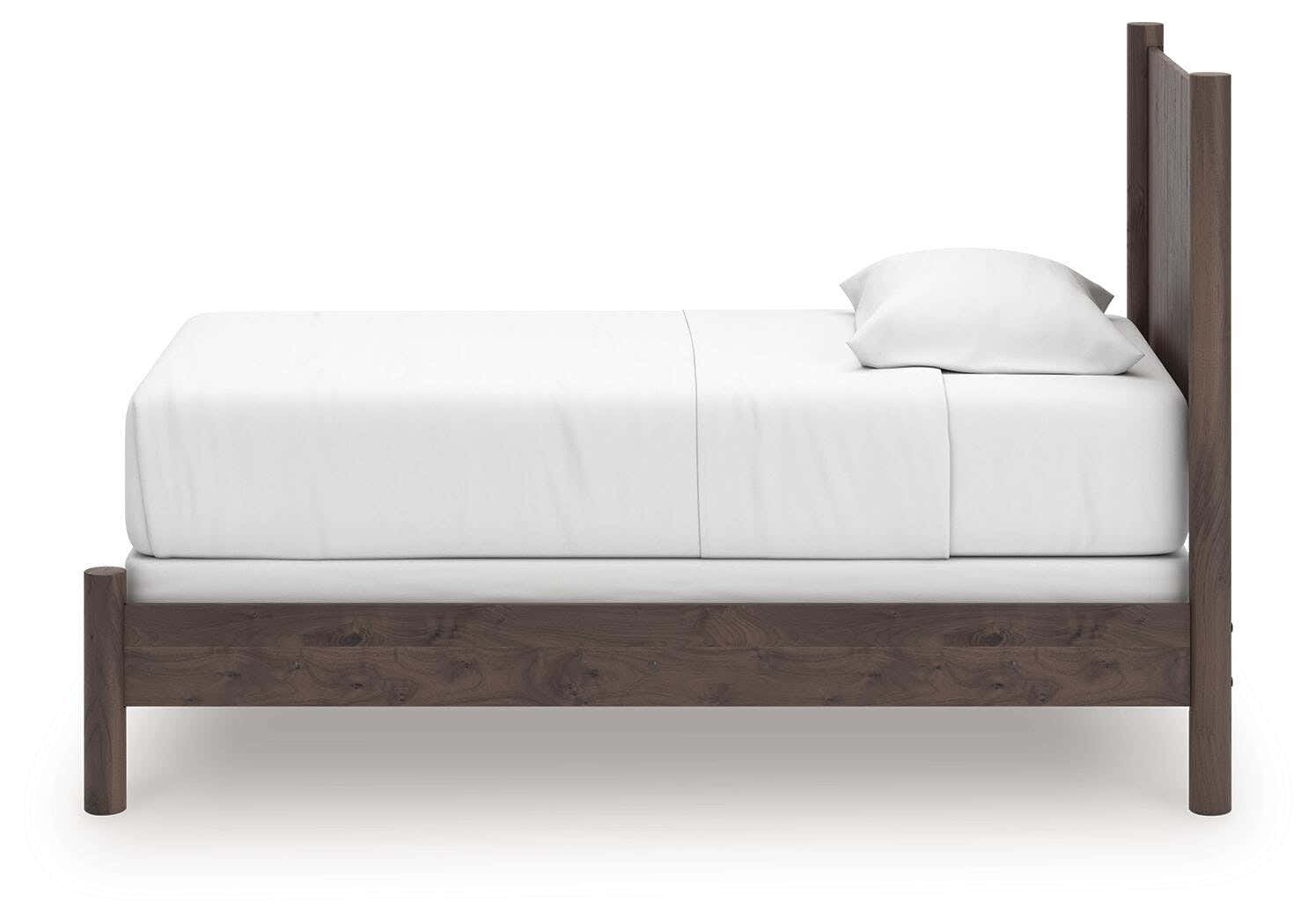 Pamytta Panel Bed, Dresser, Mirror and Nightstand