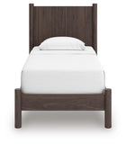 Pamytta Panel Platform Bed