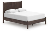 Pamytta Panel Platform Bed