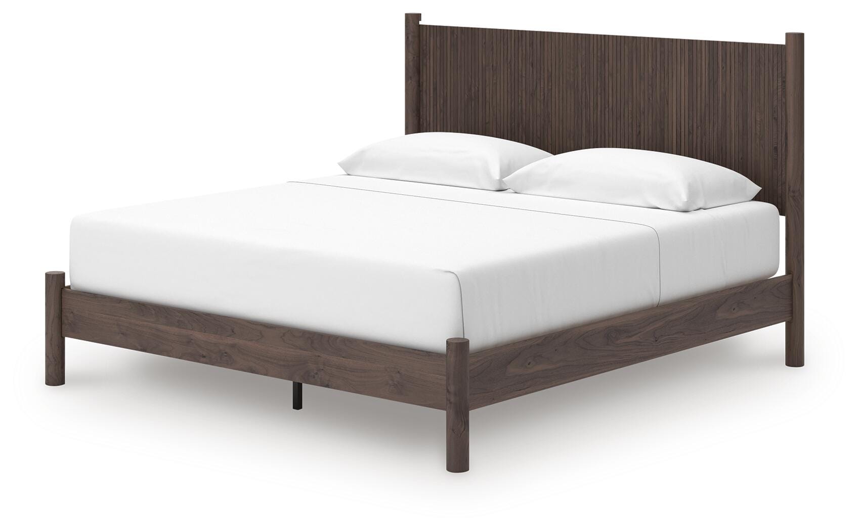 Pamytta Panel Platform Bed, Dresser and Chest