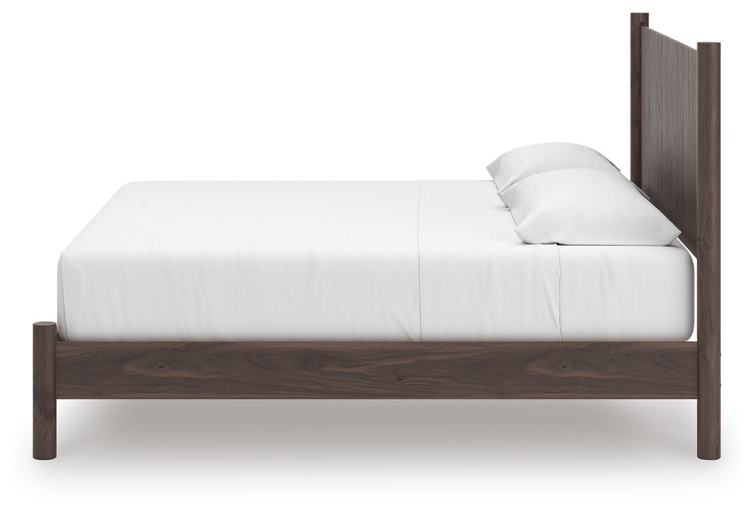 Pamytta Panel Platform Bed, Dresser, Mirror and Chest