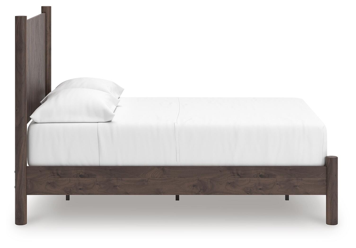 Pamytta Panel Platform Bed, Dresser, Mirror and Chest