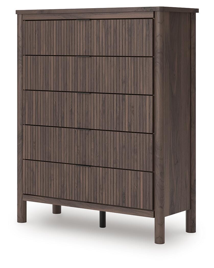 Pamytta Panel Platform Bed, Chest and Nightstand