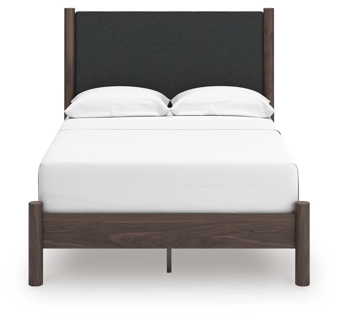 Pamytta Upholstered Platform Bed, Dresser and Mirror