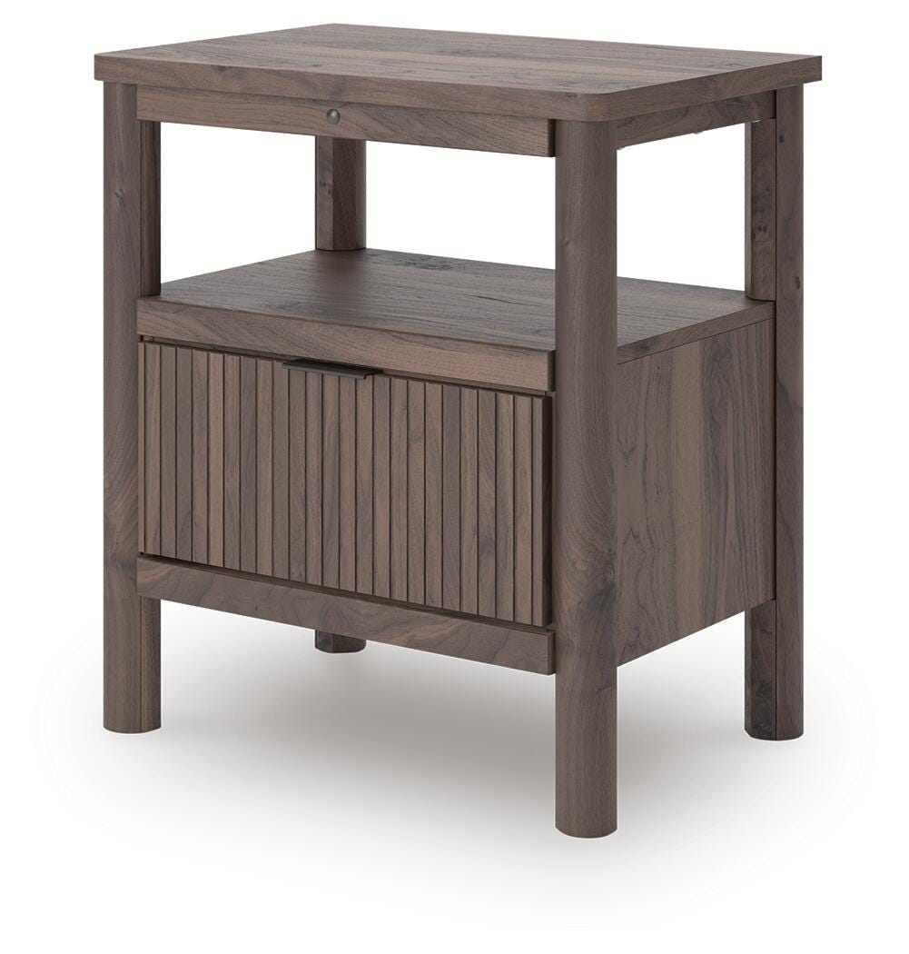 Pamytta Panel Platform Bed, Dresser, Mirror, Chest and Nightstand