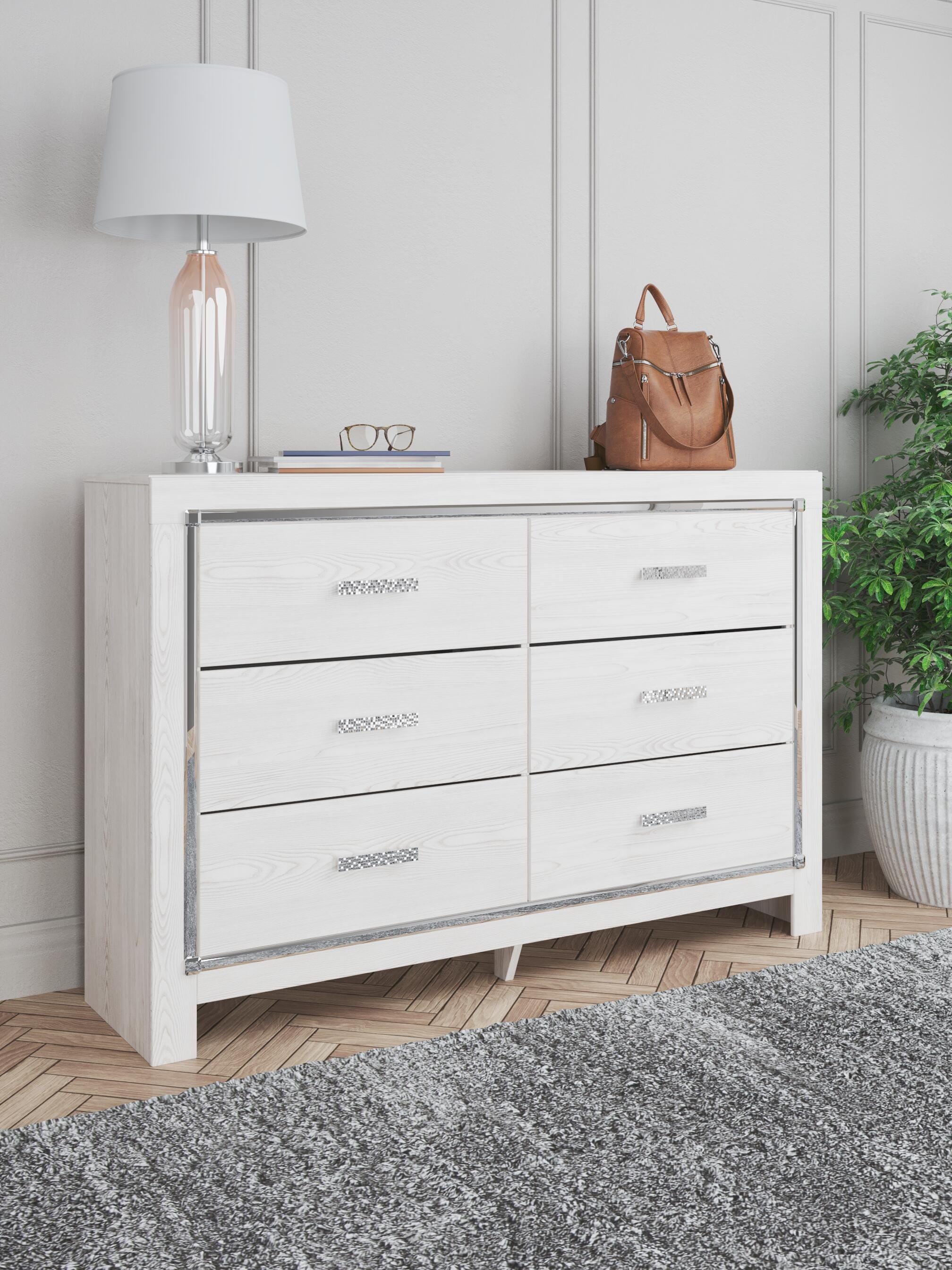 Altyra Panel Headboard with Dresser