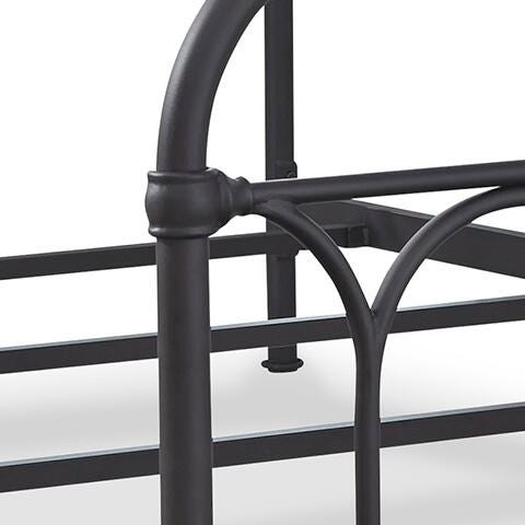 Nashburg Metal Bed