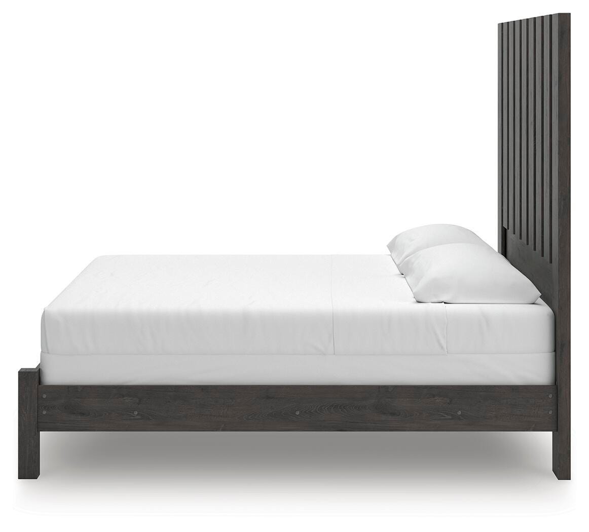 Fraluna Panel Bed, Dresser and Nightstand