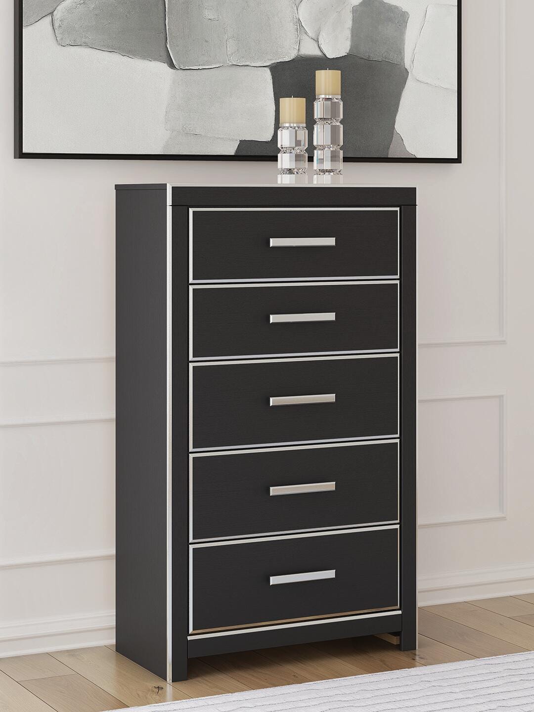 Zuraleus Chest of Drawers