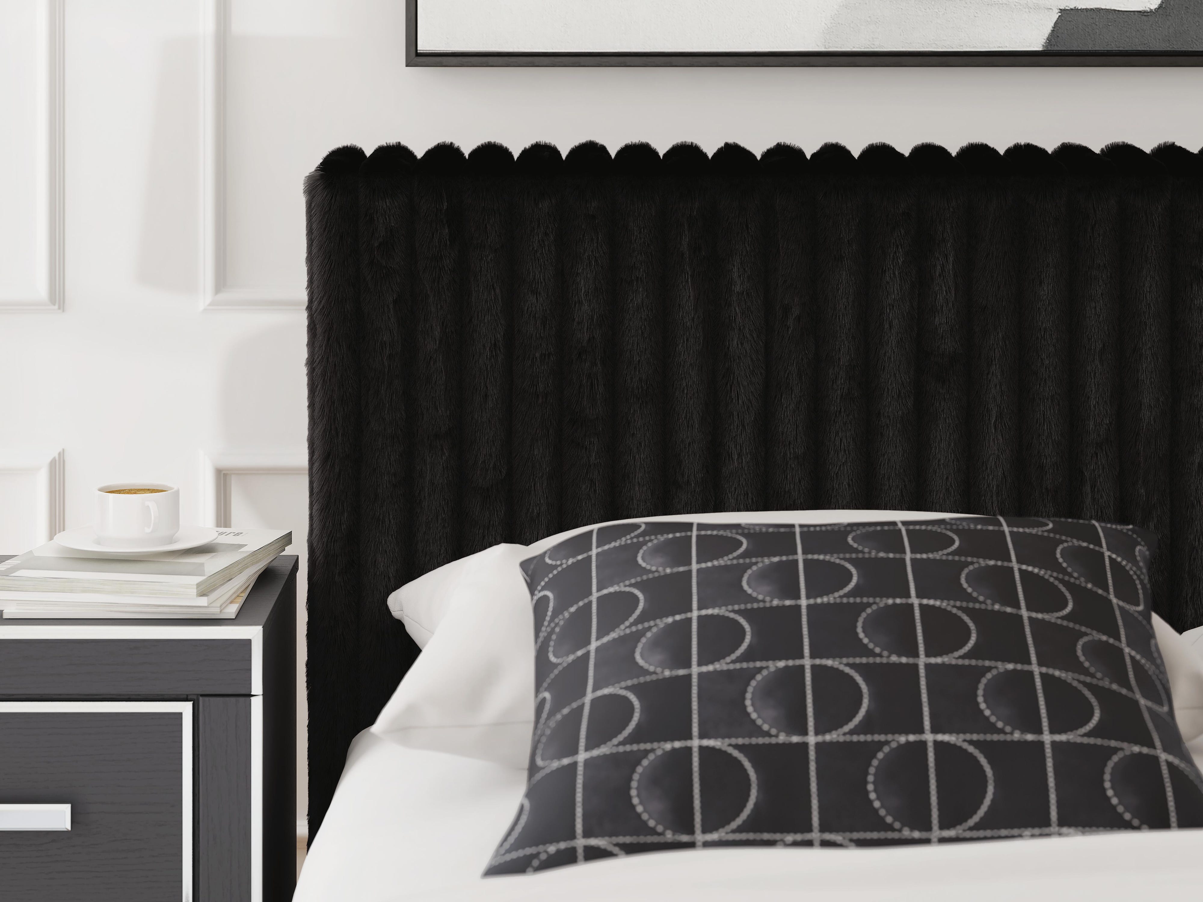 Zuraleus Upholstered Bed