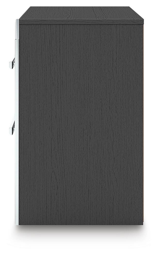 Zuraleus Upholstered Bed, 2 Chests and 2 Nightstands