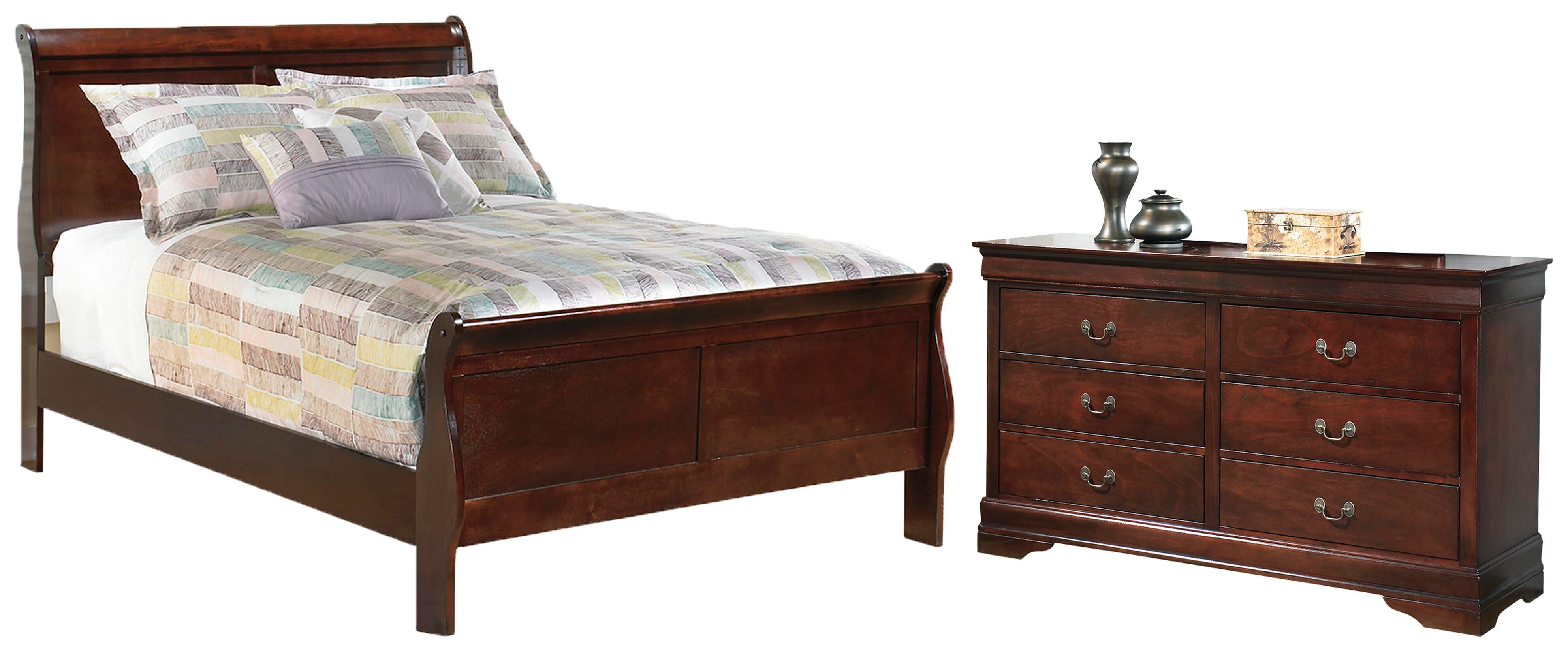 Alisdair Sleigh Bed with Dresser