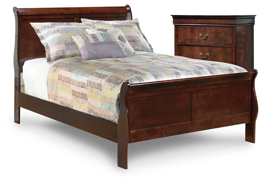Alisdair Sleigh Bed and Chest