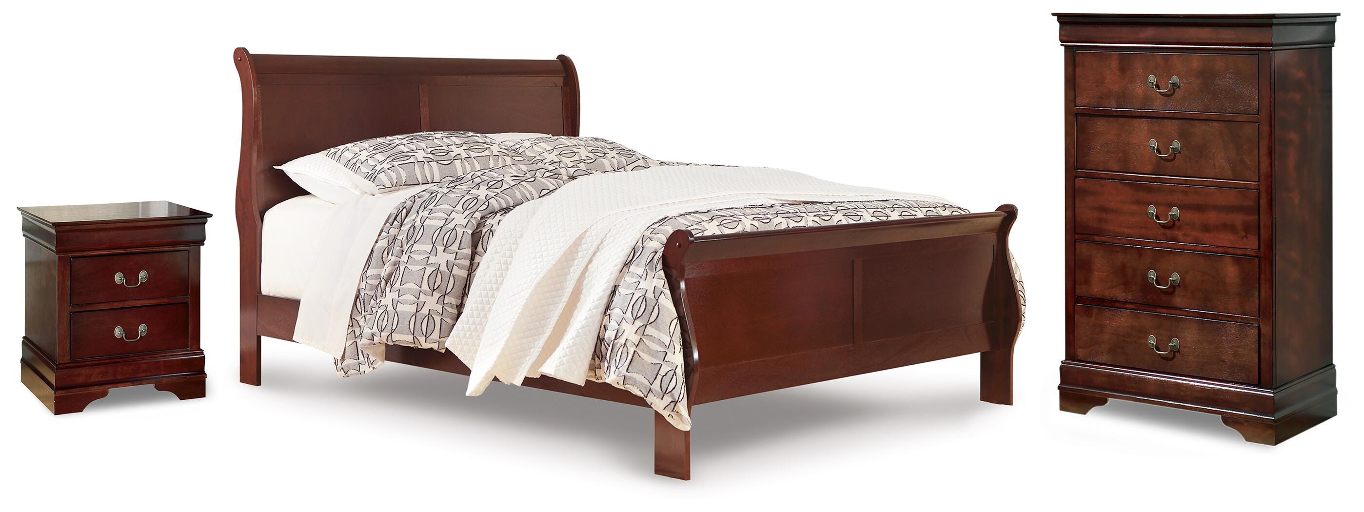 Alisdair Sleigh Bed, Chest and Nightstand
