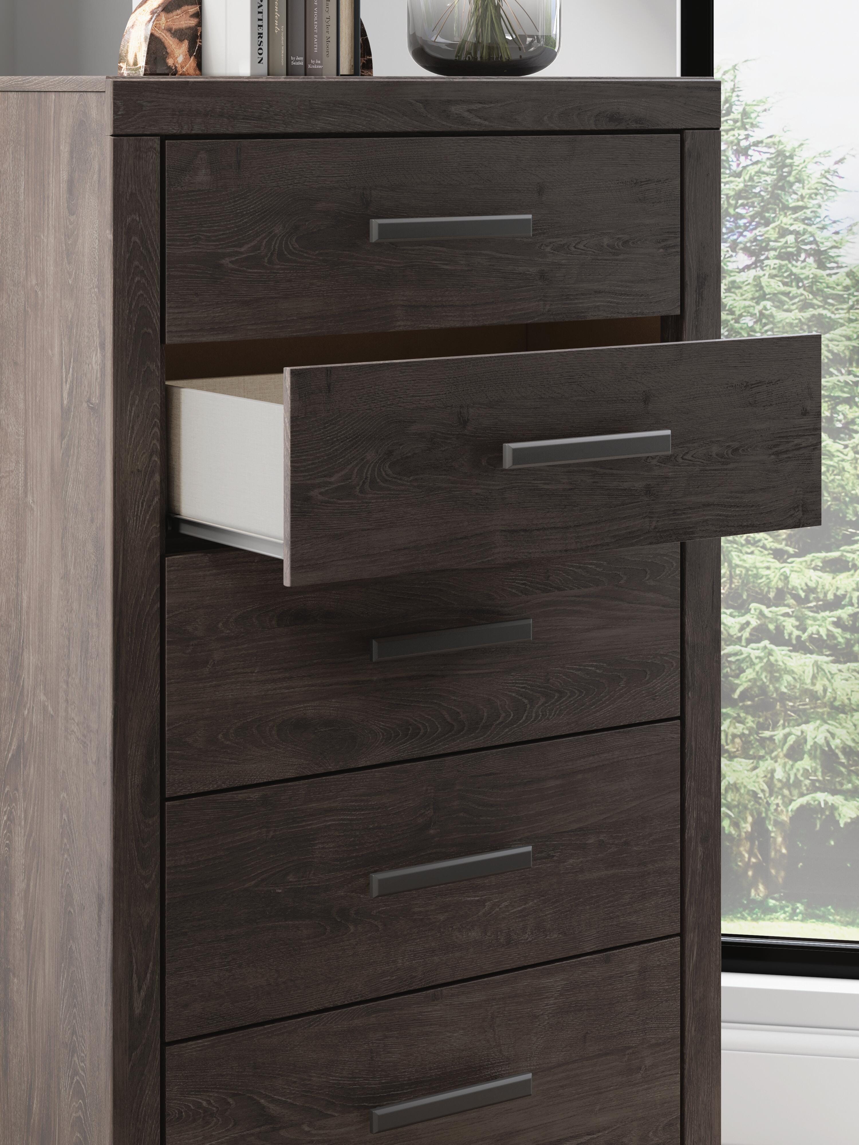 Prendonea Chest of Drawers