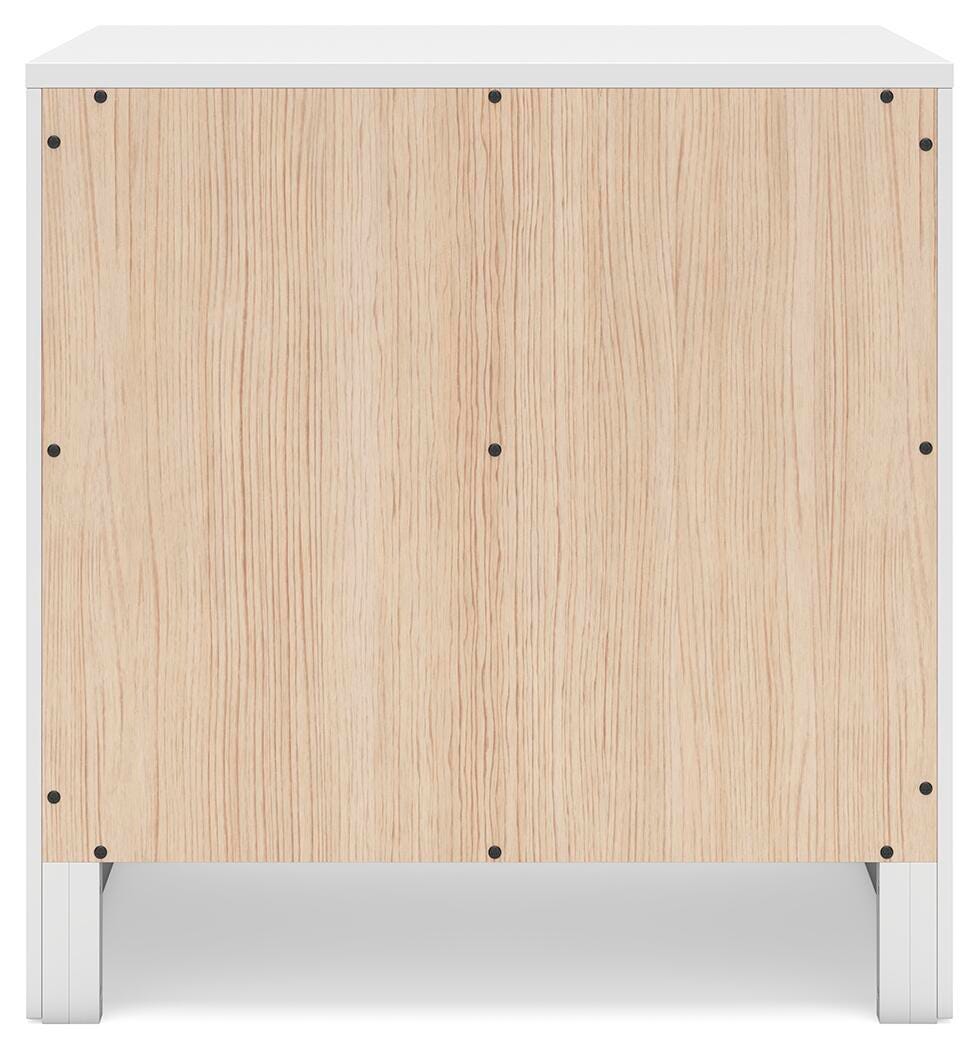 Binterglen Panel Bed, Dresser, Mirror, Chest and 2 Nightstands