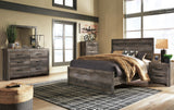 Wynnlow Panel Bed