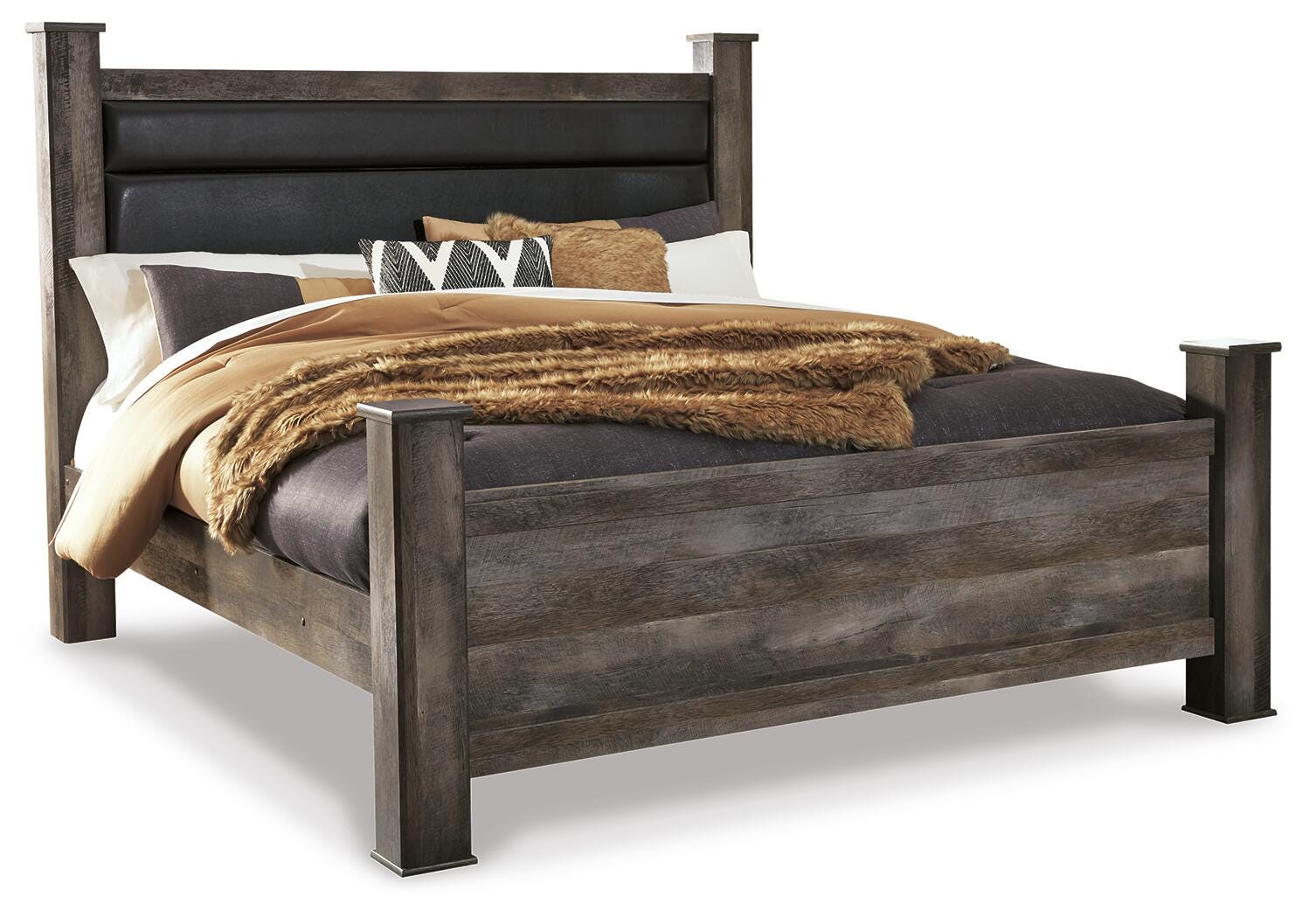 Wynnlow Upholstered Poster Bed